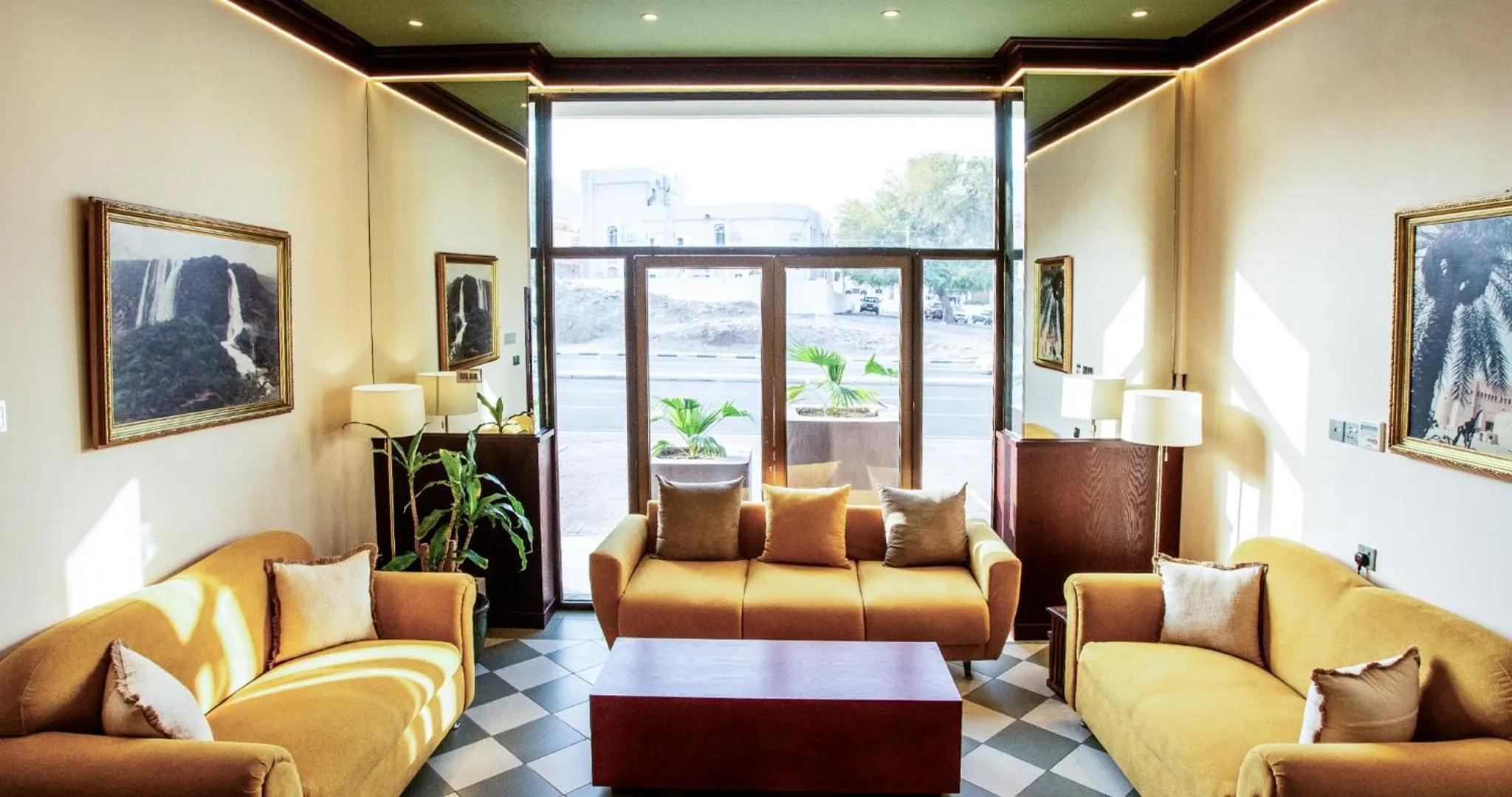 Lobby or reception in ltlalat Al Shorouq Hotel