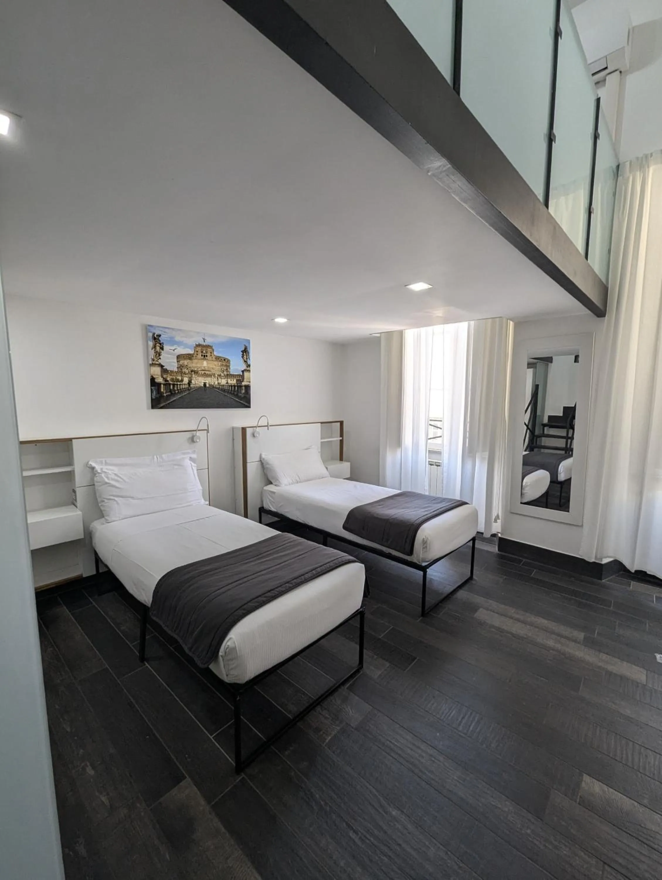 Photo of the whole room, Bed in Arch Rome Suites