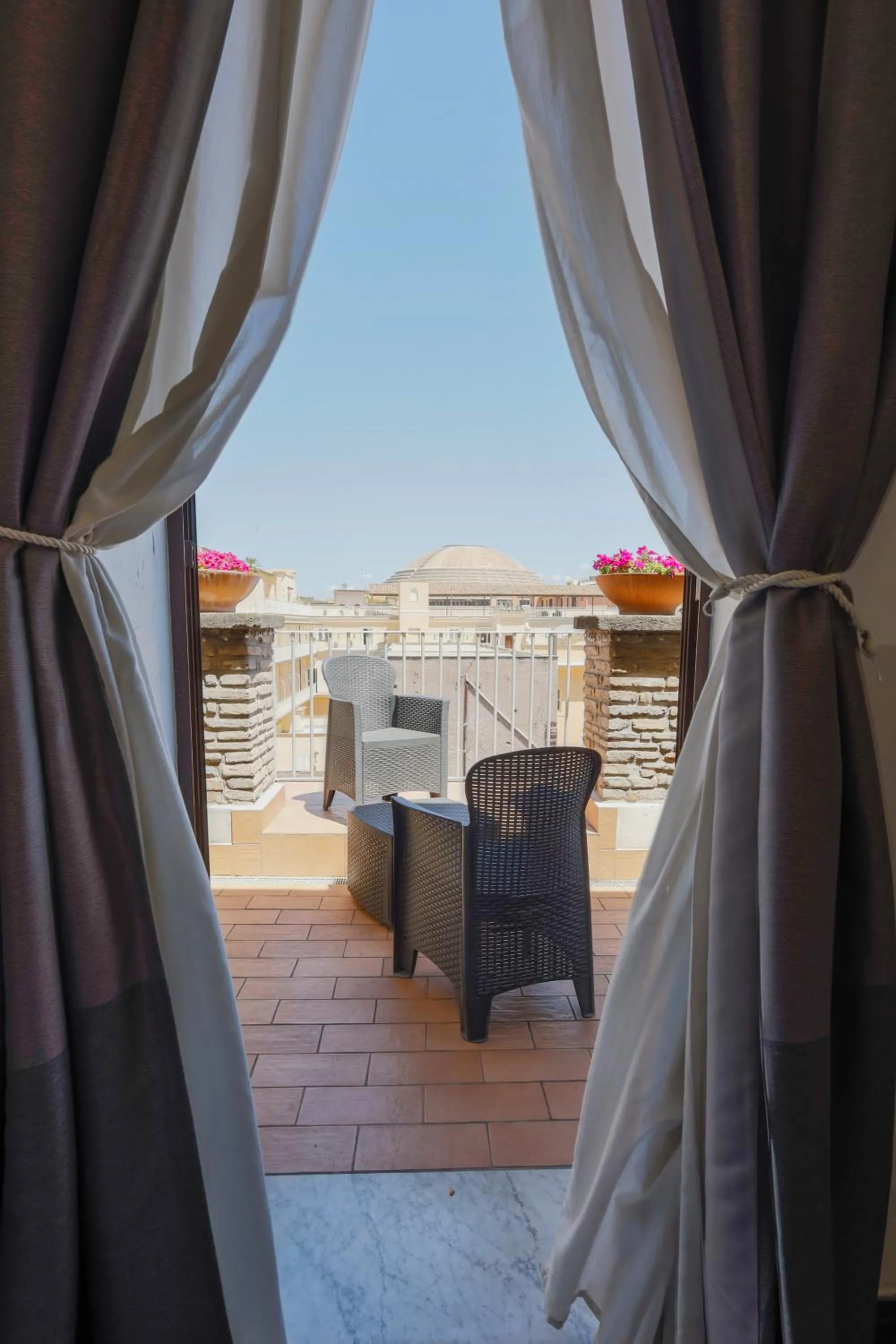 Balcony/Terrace in Arch Rome Suites