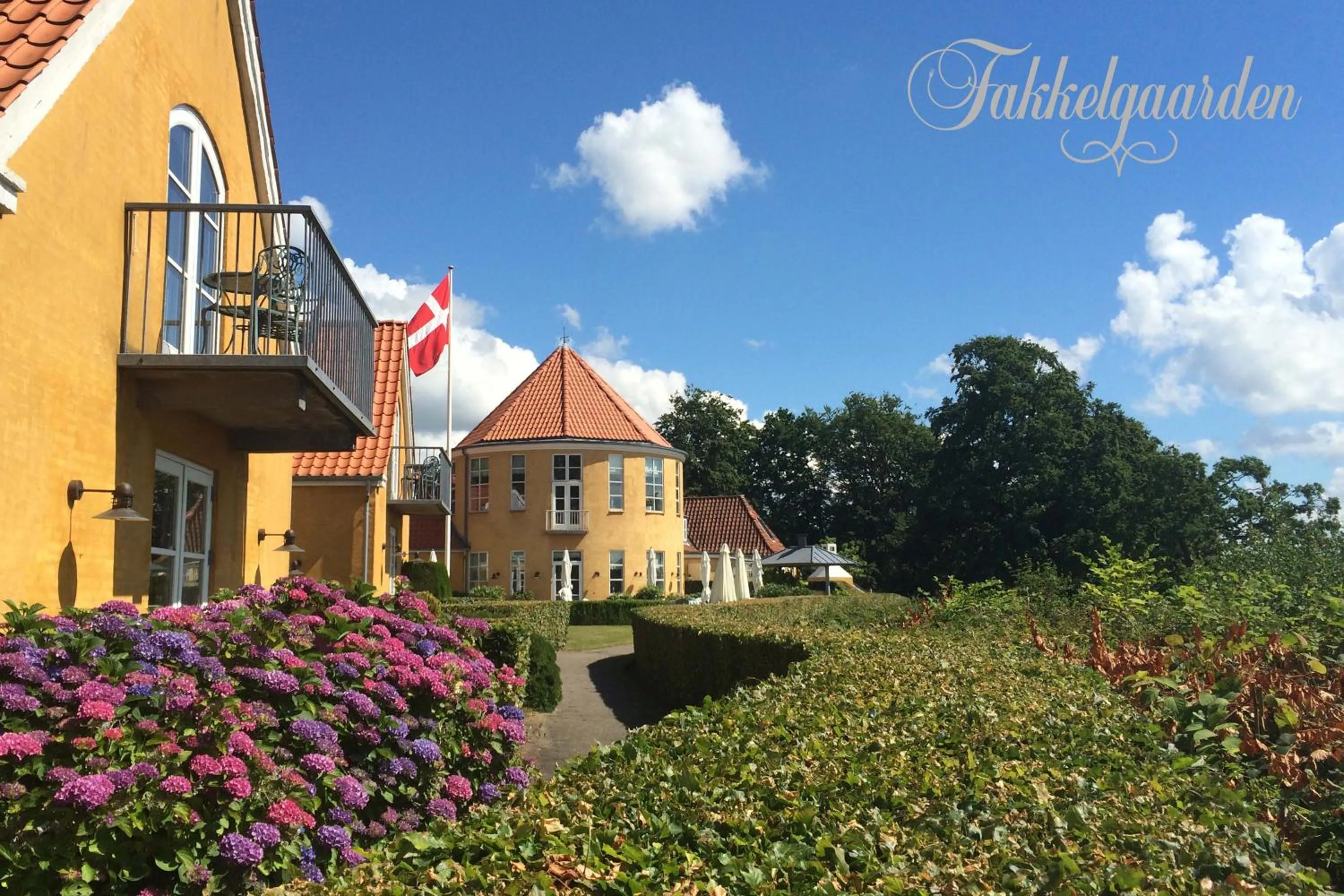 Property building in Fakkelgaarden Hotel & Restaurant