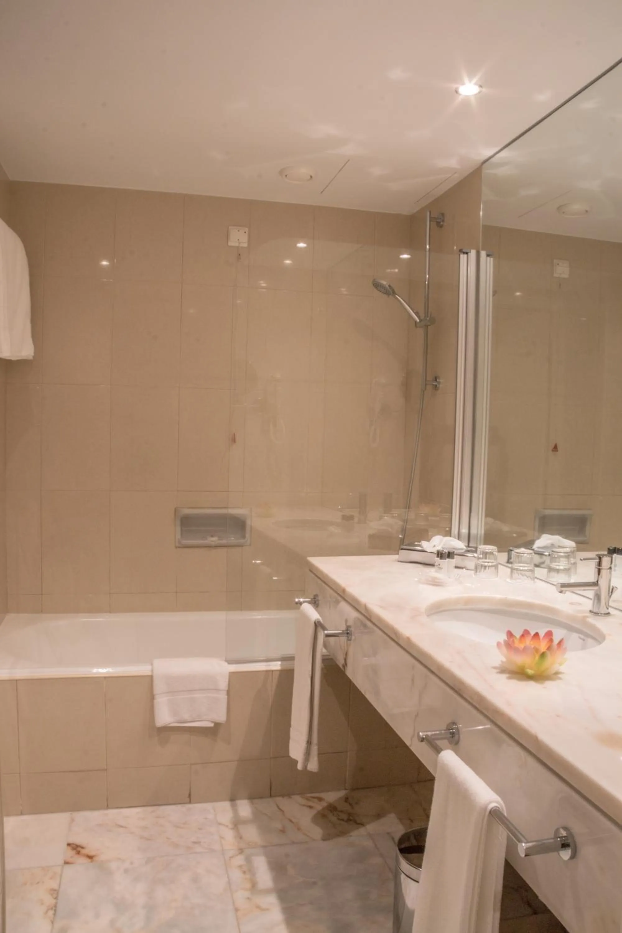 Bathroom in Pestana Madeira Beach Club