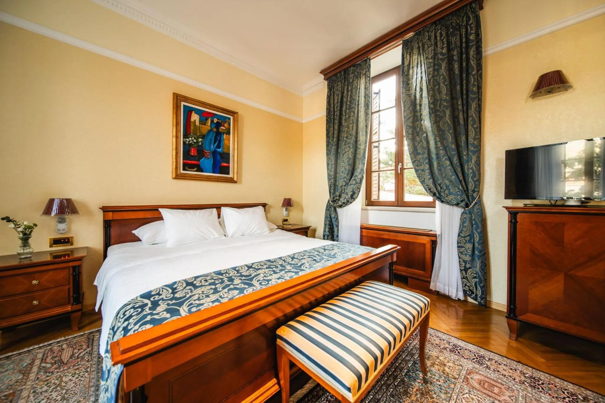 Bed in Boutique Hotel Kazbek