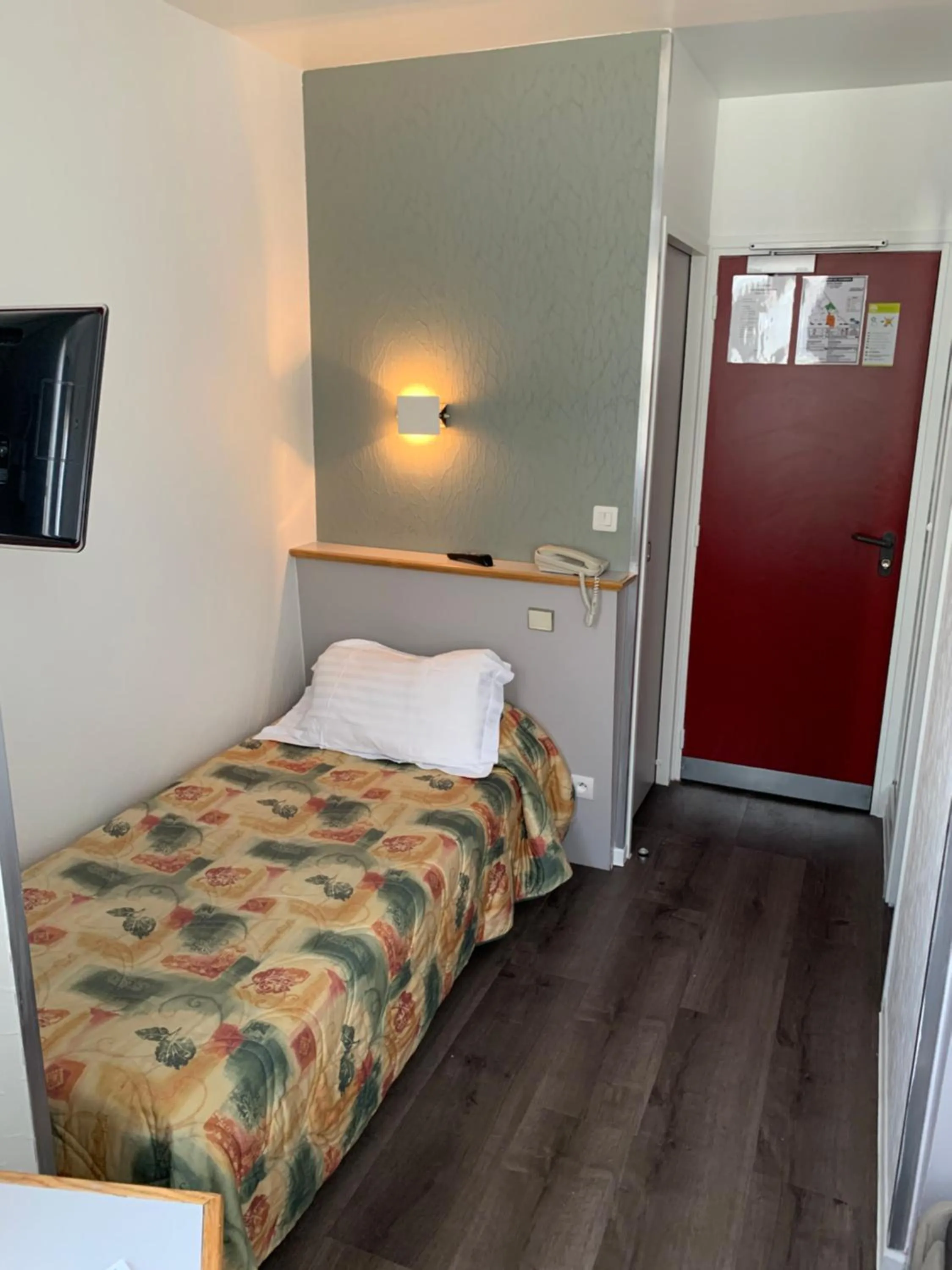 Bed in Picardy Hôtel-Gare du Nord