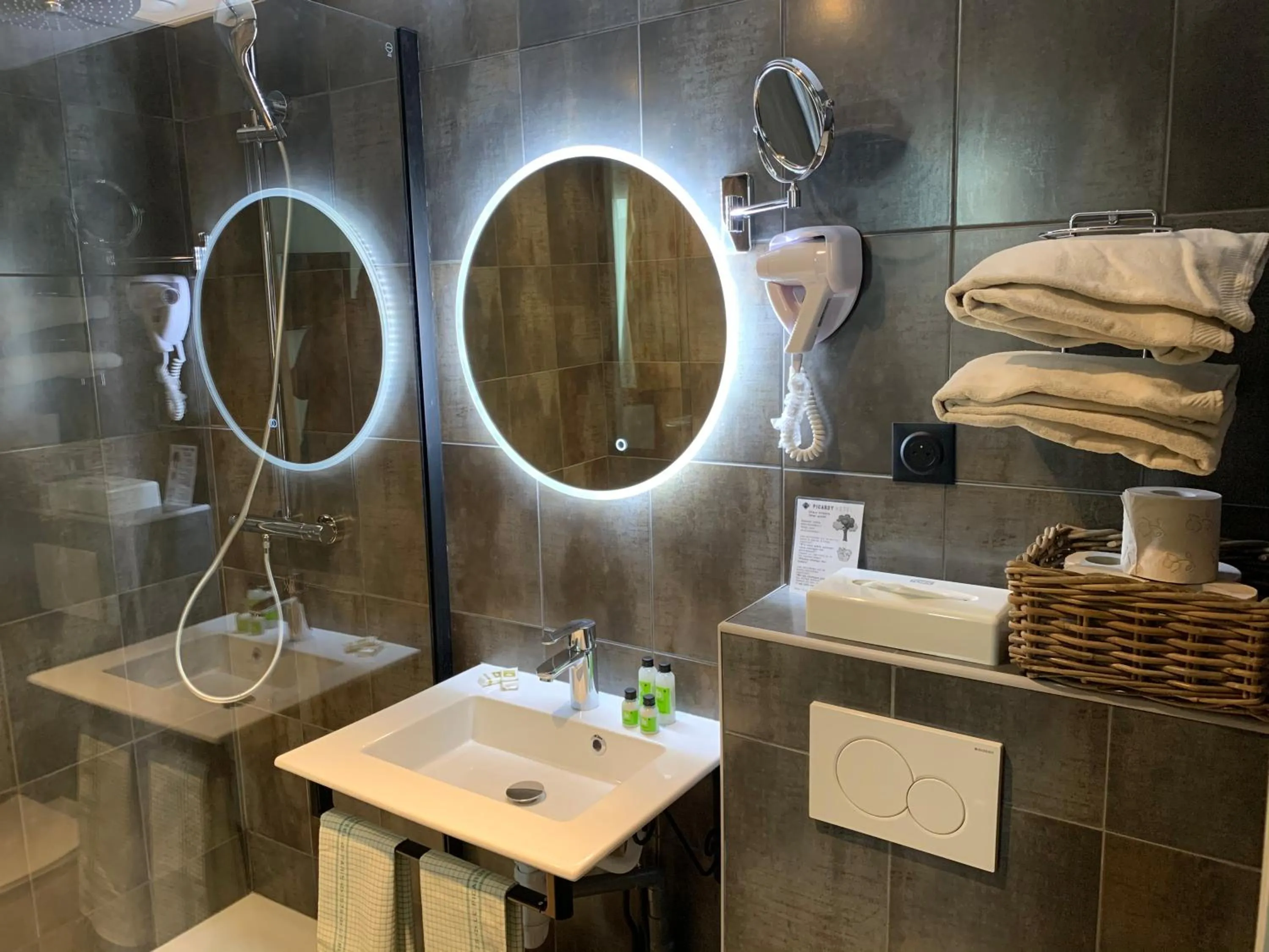 Picardy Hôtel-Gare du Nord