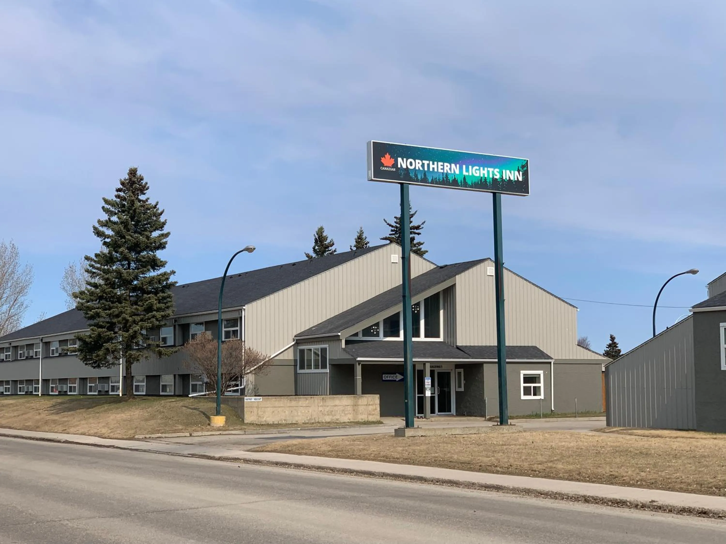 Property building in Northern Lights Inn