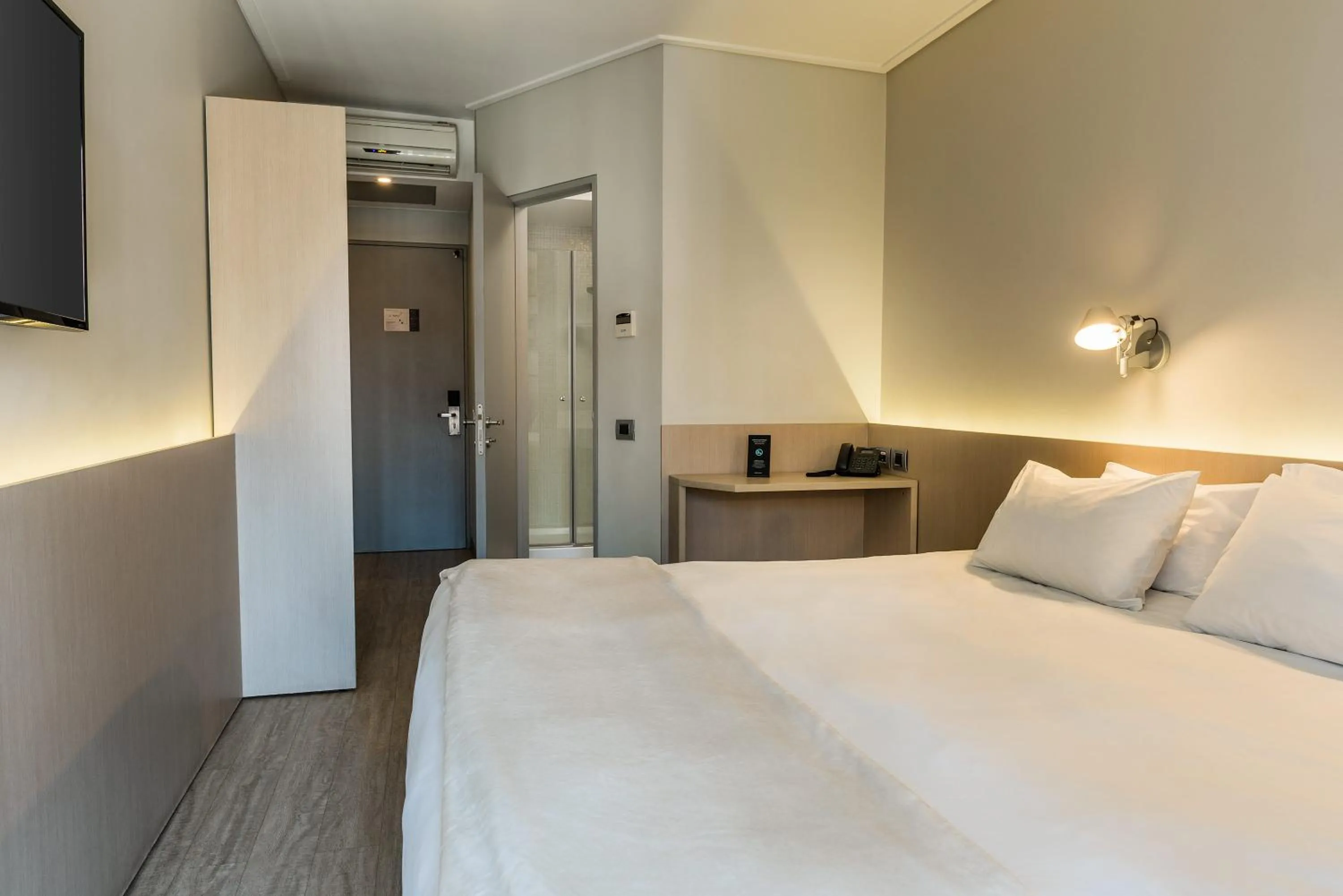 Bedroom, Bed in Novapark