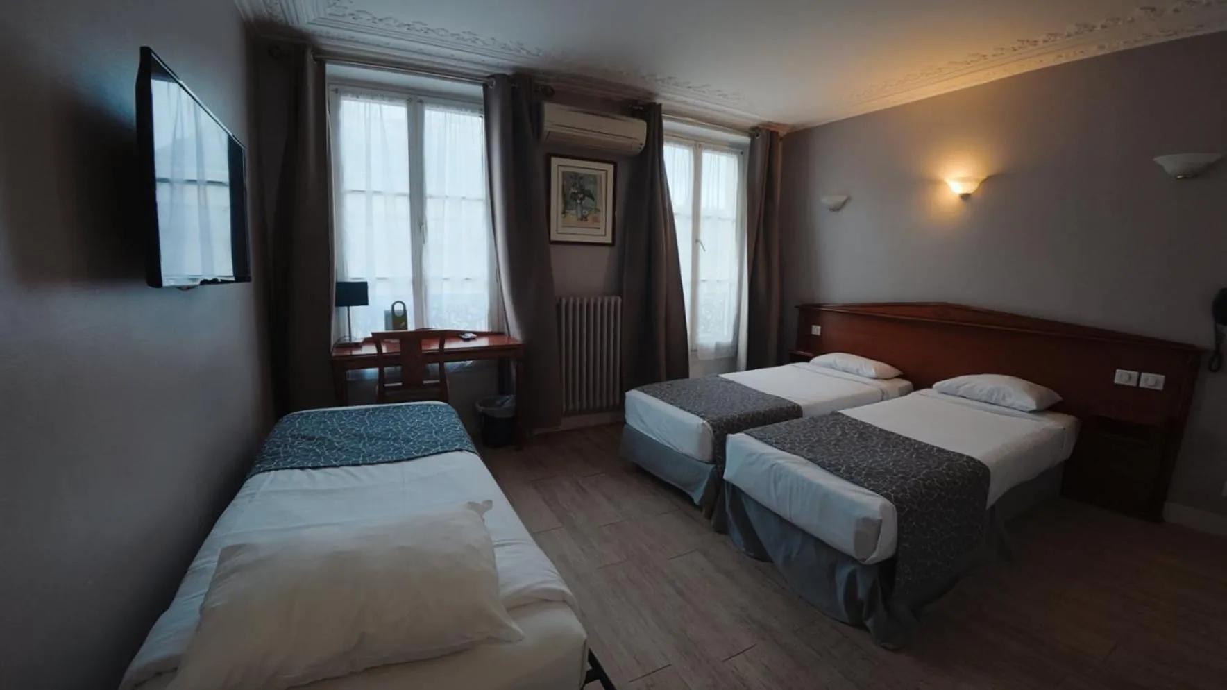 Bedroom, Bed in New Hôtel Gare Du Nord