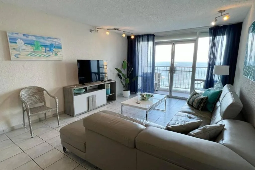 TV and multimedia in OCEAN VIEW DELUXE SUITE: PVT. BEACH & POOL