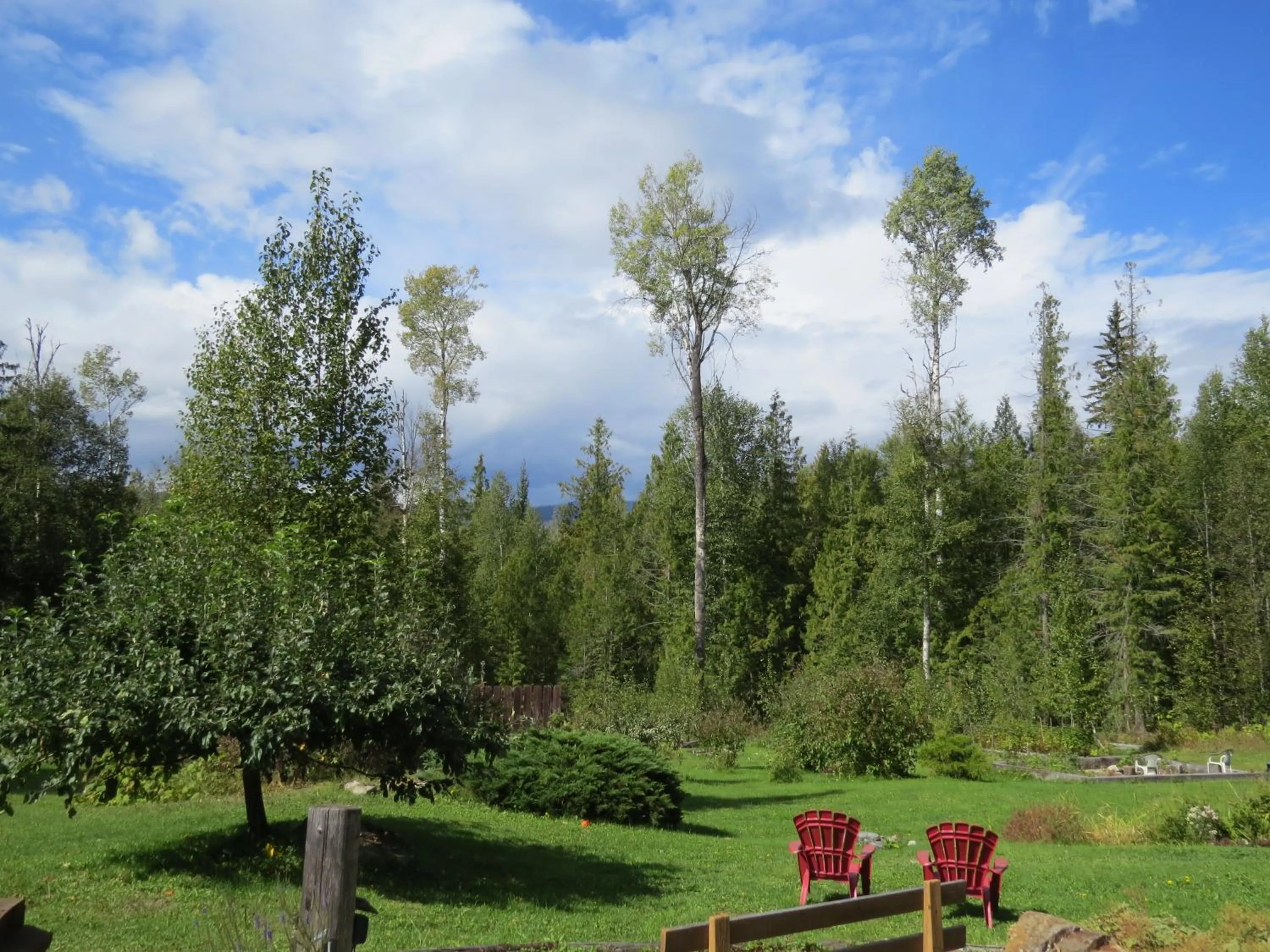 Property building in Cedar Haven Cabins and Resort