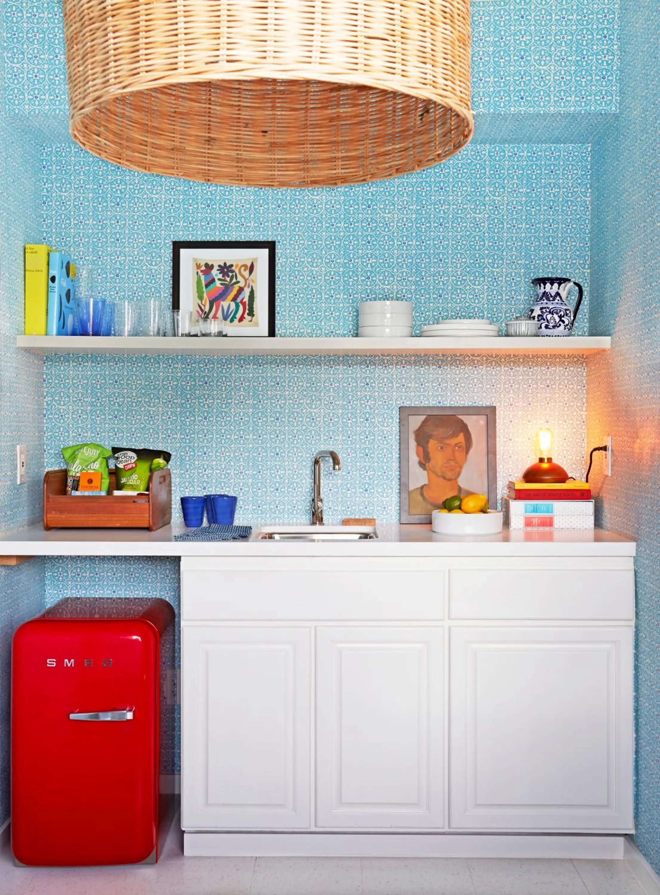 Kitchen or kitchenette in Holiday House Palm Springs