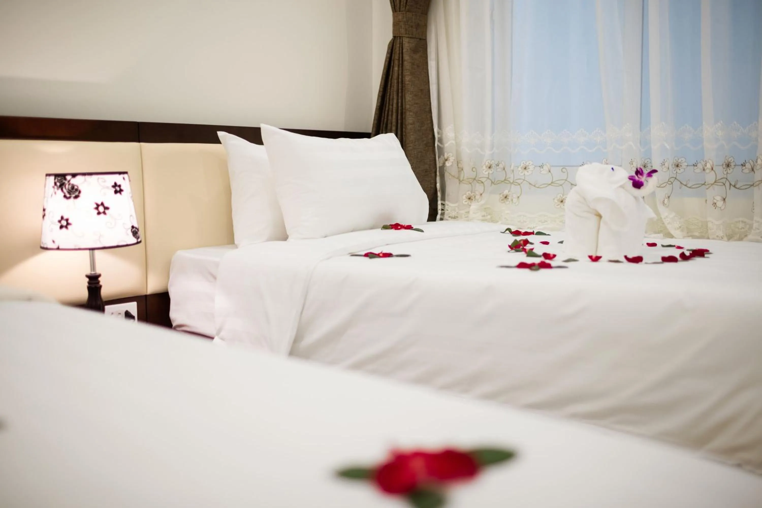 Decorative detail, Bed in Dream Central Hotel & Spa - Hanoi Old Quarter