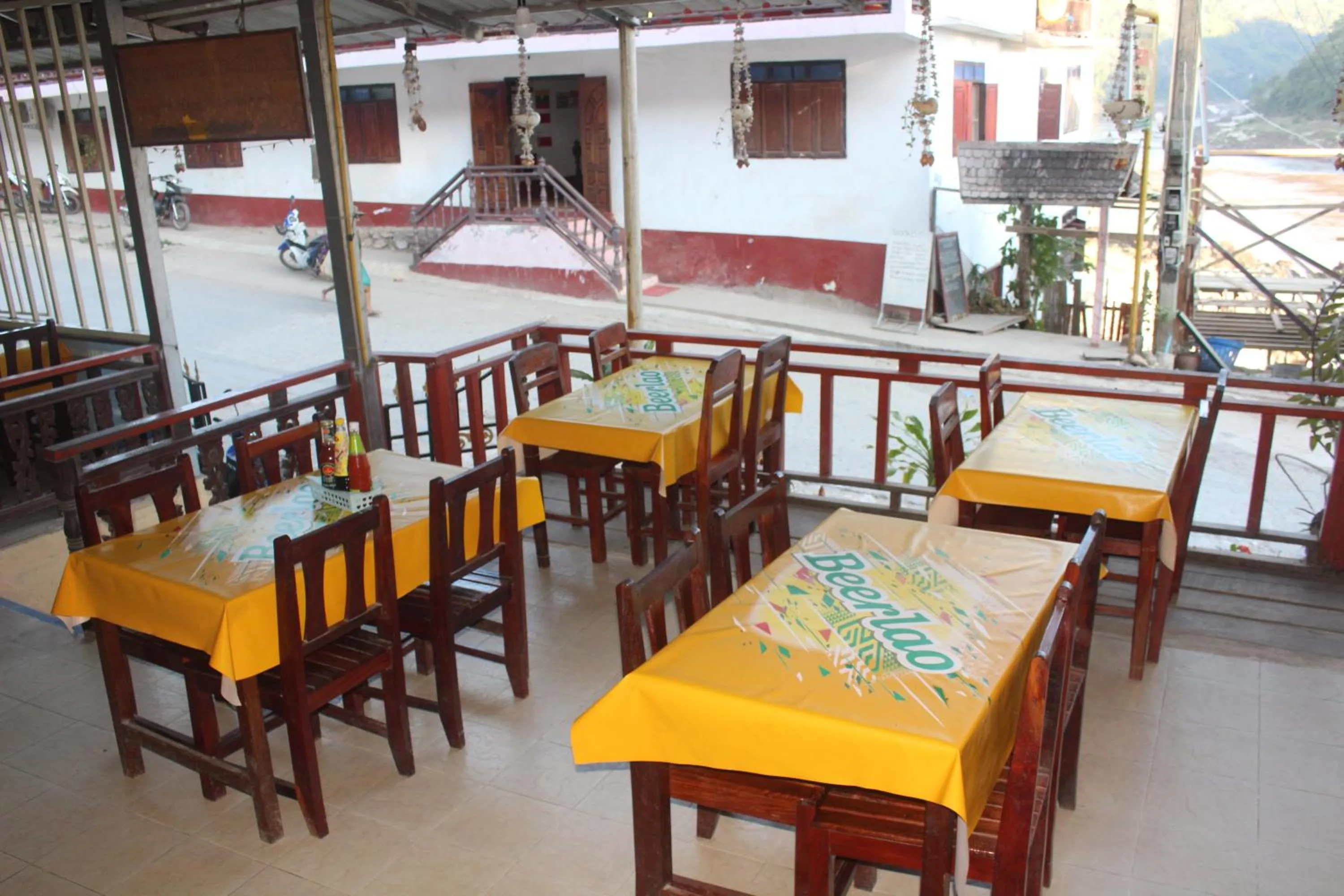 Restaurant/places to eat in Pakbeng Guesthouse