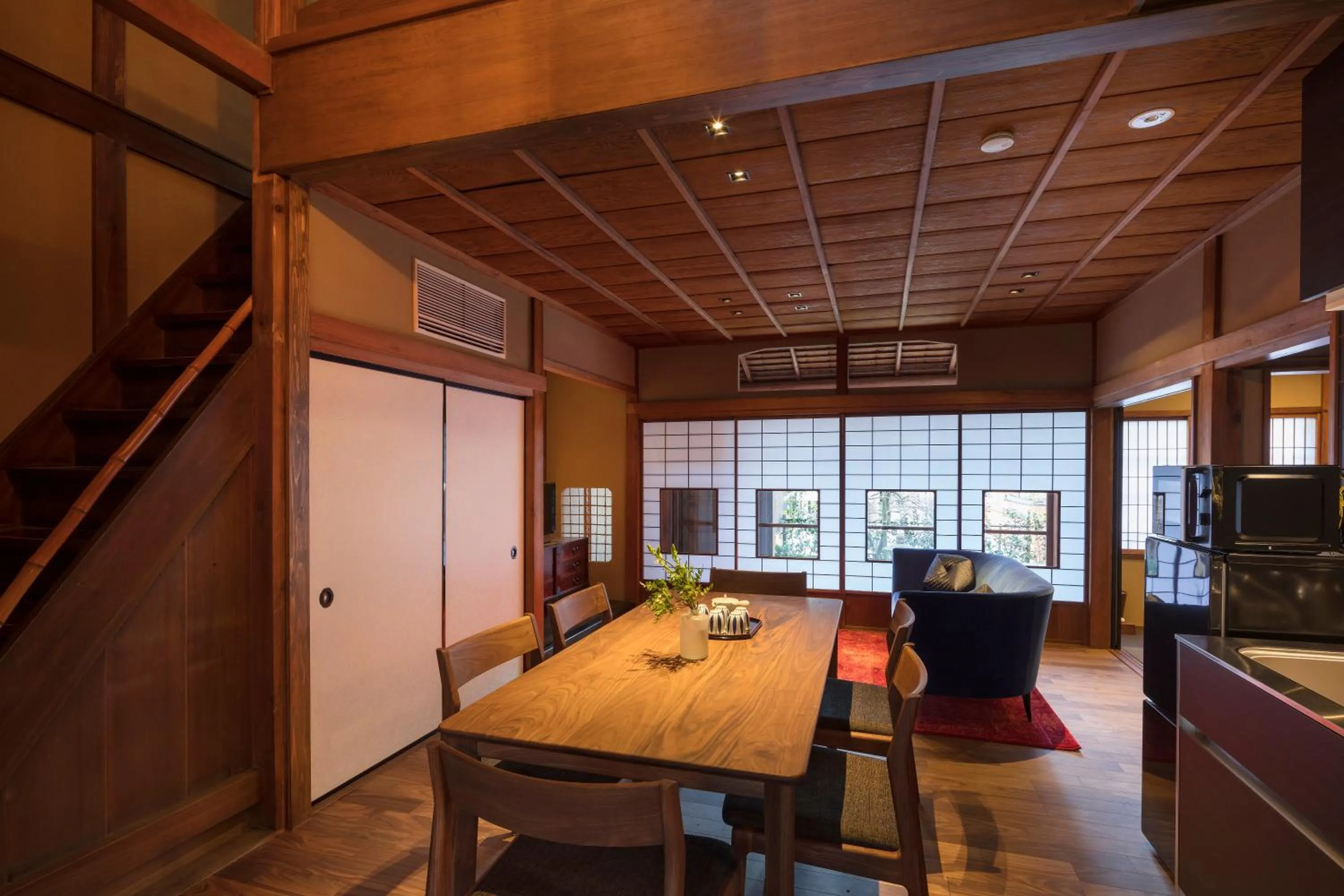 Photo of the whole room in Hikoso-machi Kin no Ma