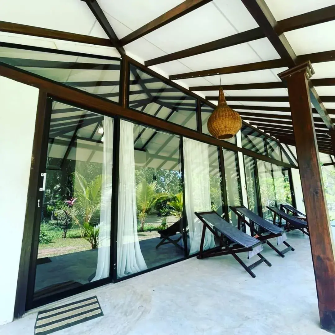 Deluxe King Room in Neem Jay Beach Resort Deluxe King Room in Neem Jay Beach Resort