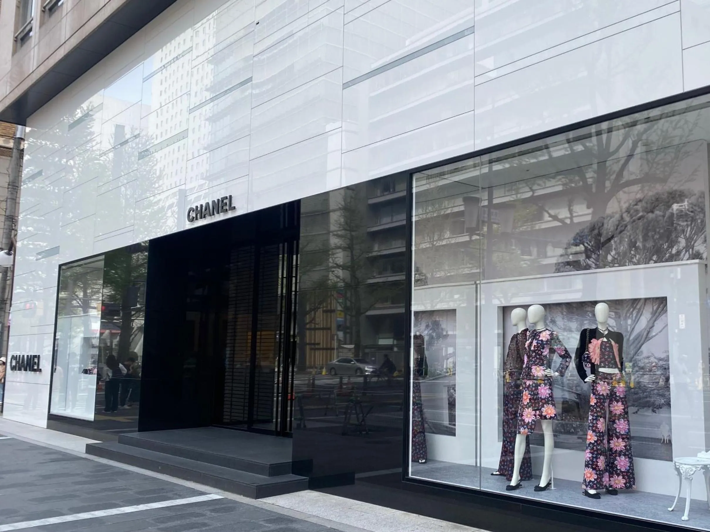 Off site in Vessel Inn Shinsaibashi