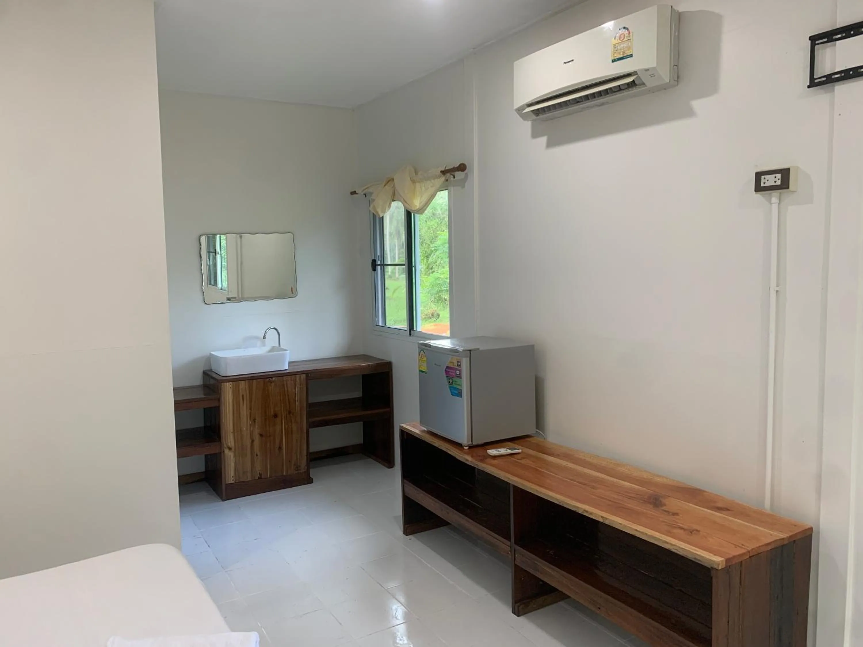 Bed in Baan Phuean Koh Kood