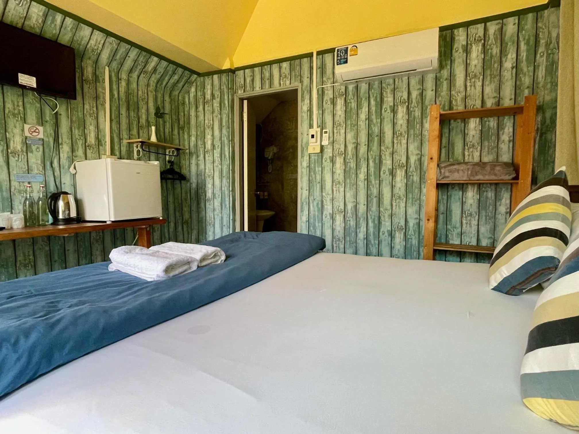 Bed in Shin Sane Guest House