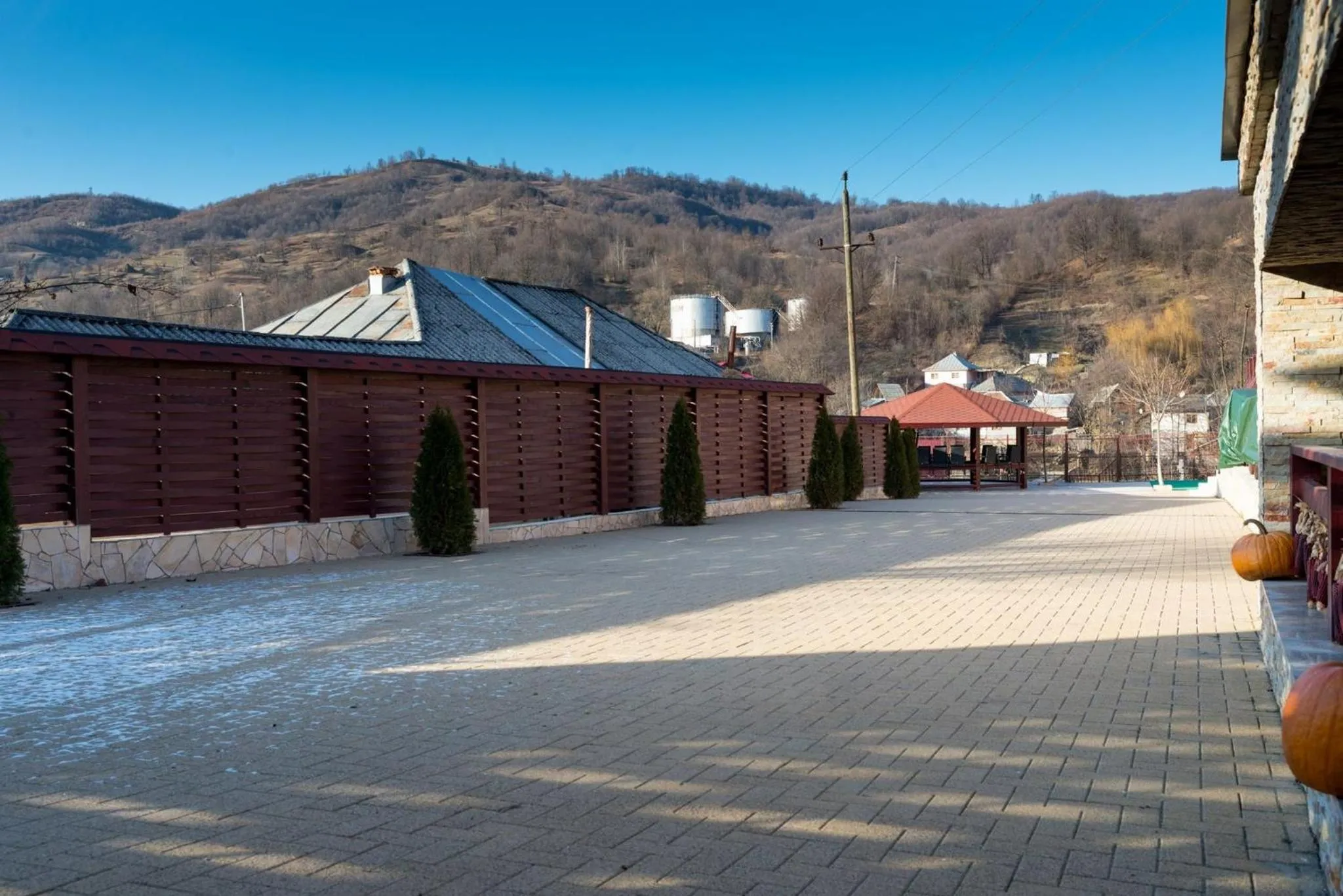 Area and facilities in Pridvorul Haiducilor