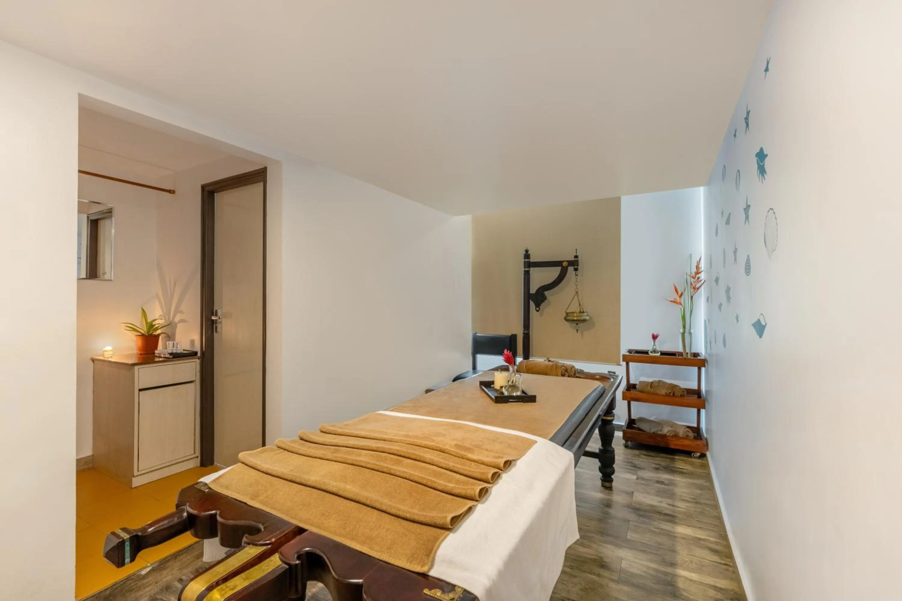 Massage in Sterling Goa Varca