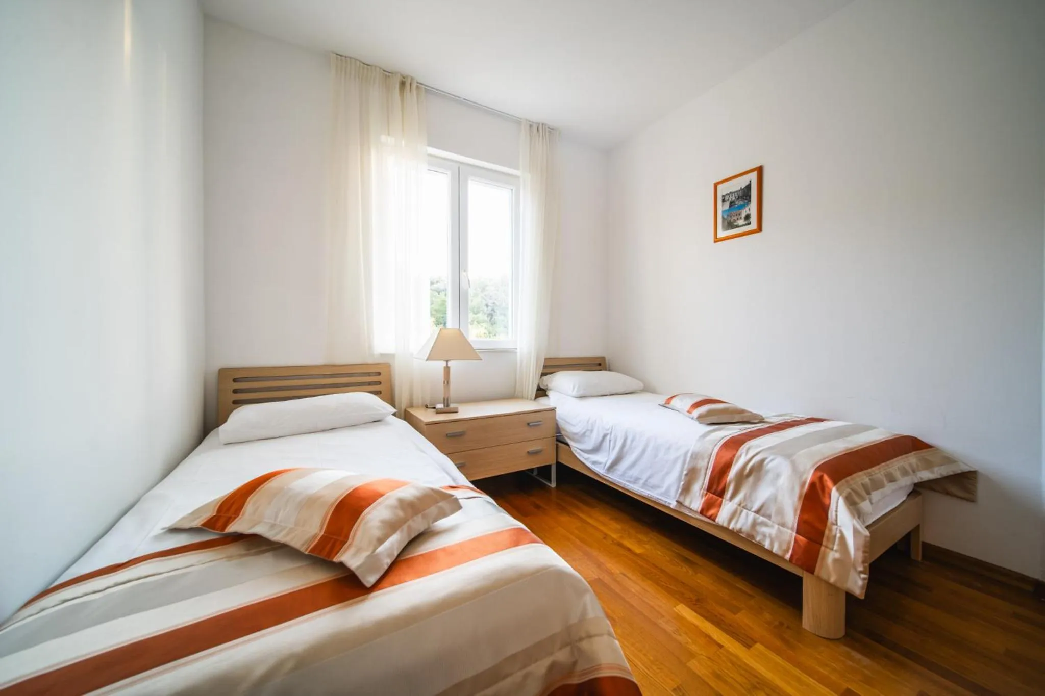 Bed in Pervanovo Apartments with Free Parking