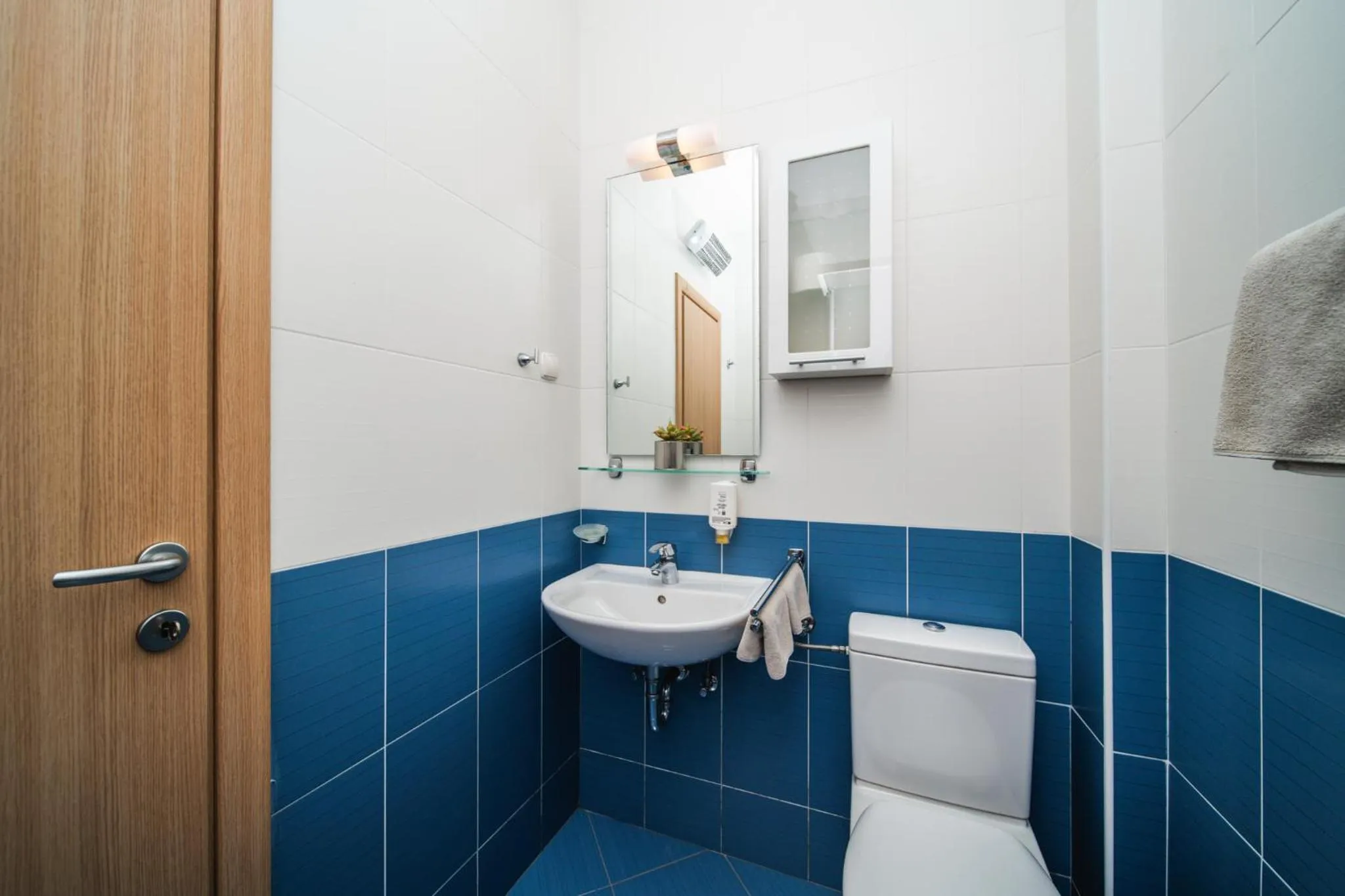 Toilet in Pervanovo Apartments with Free Parking