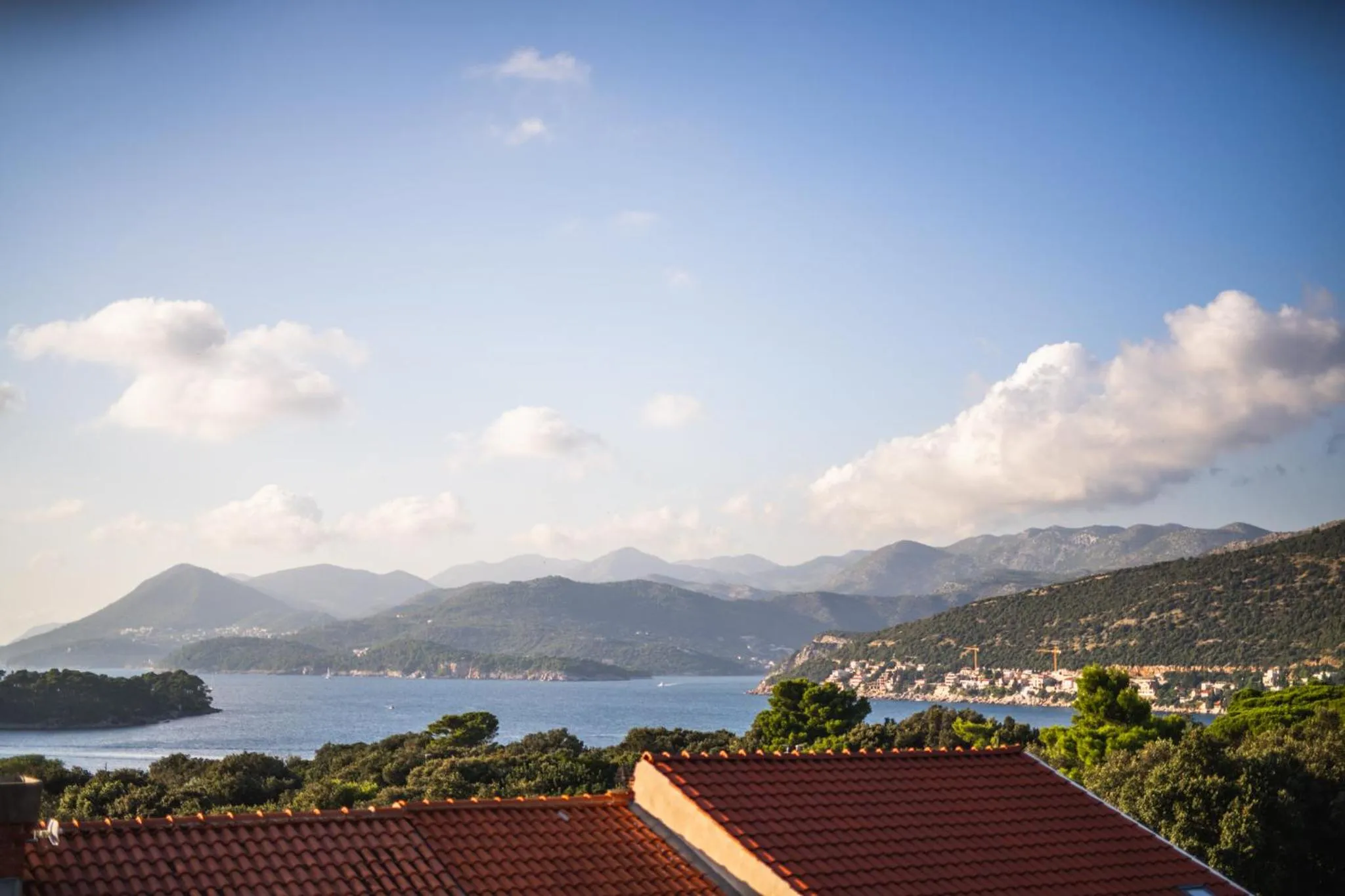 Day in Pervanovo Apartments with Free Parking