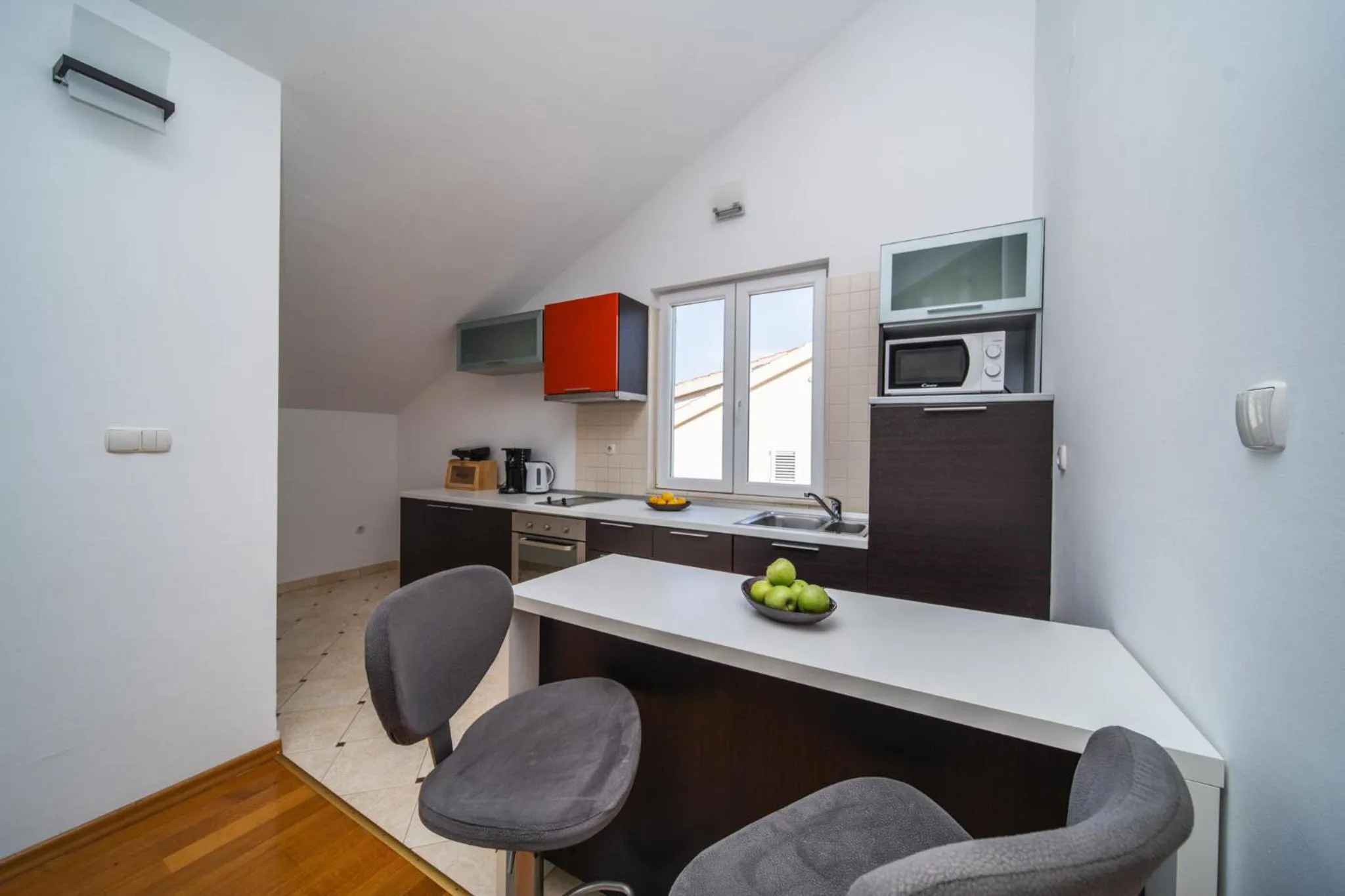 Kitchen or kitchenette in Pervanovo Apartments with Free Parking