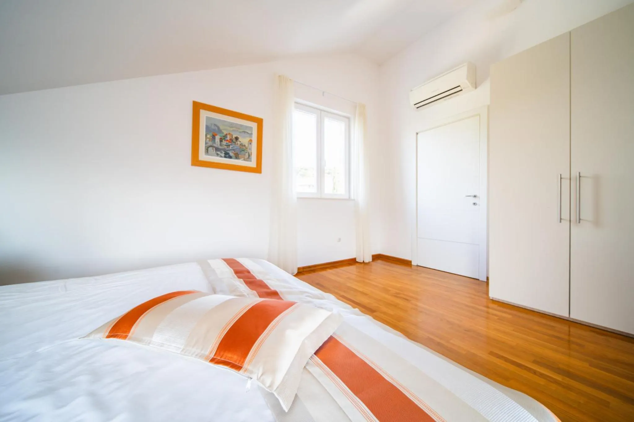 Bed in Pervanovo Apartments with Free Parking