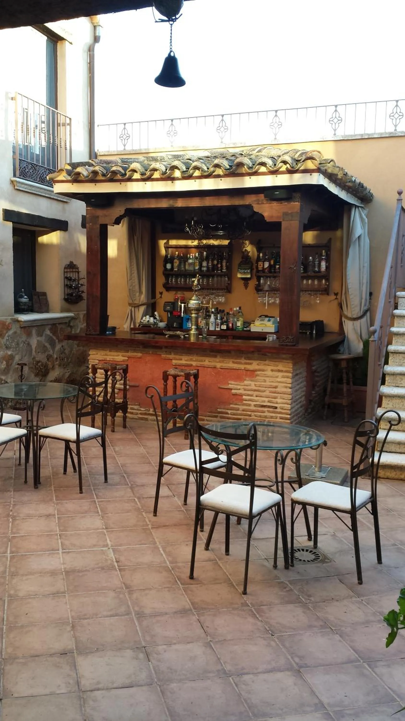 Lounge or bar in La Posada Del Canal