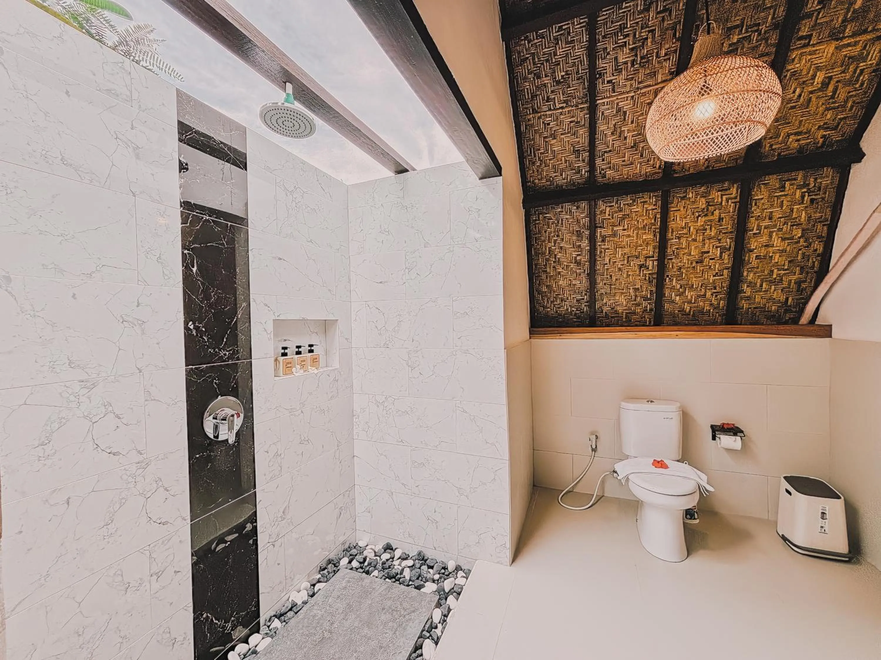 Shower in Gili Air Bungalows