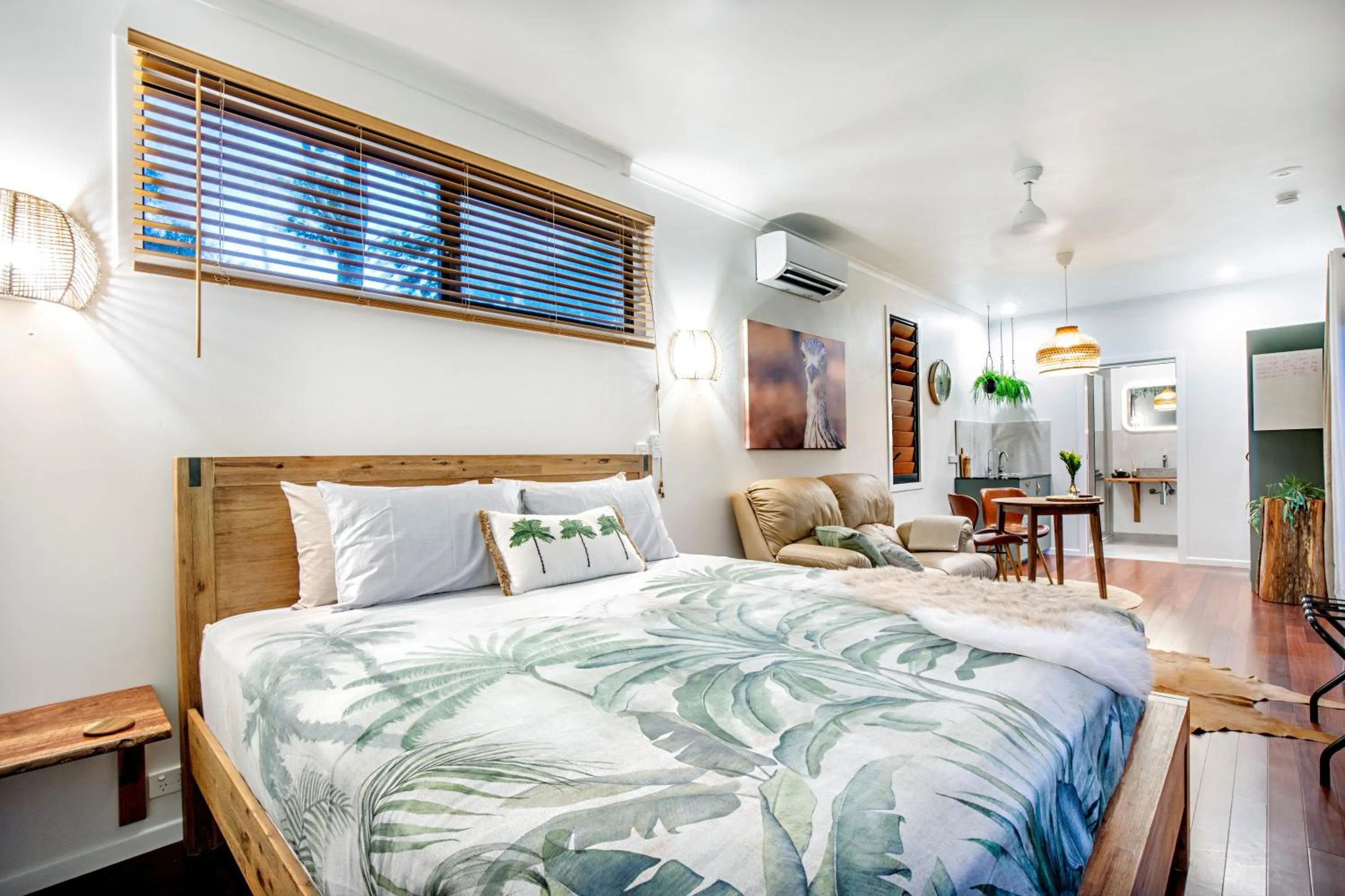 Photo of the whole room, Bed in Airlie Beach Eco Cabins - Adults Only