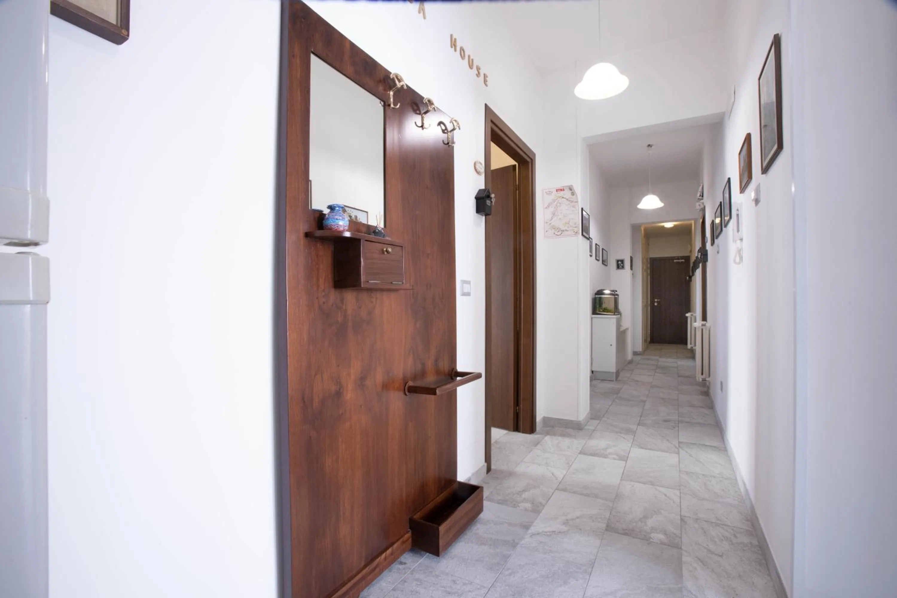 hair dresser in Etna Sea House