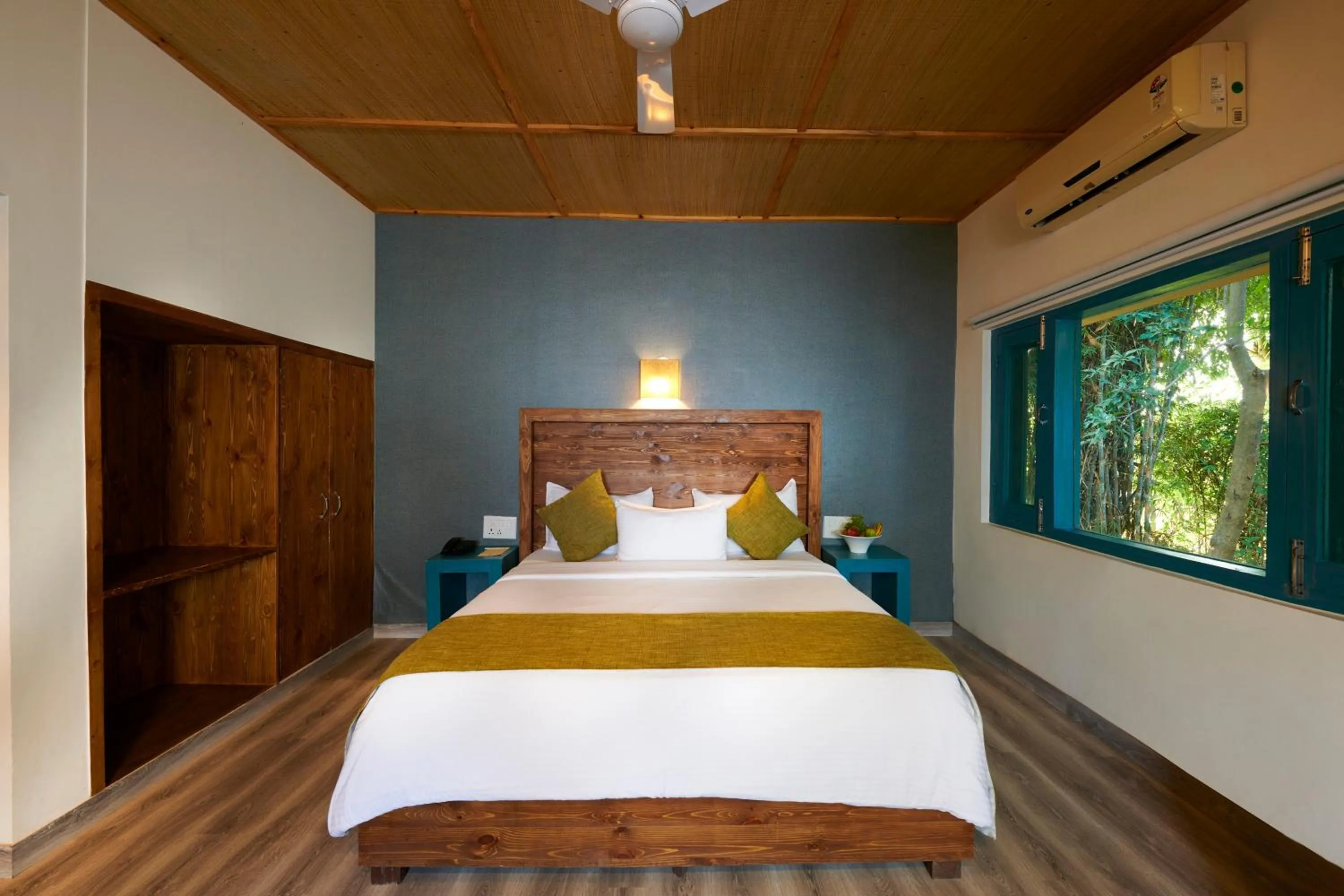 Bedroom, Bed in Aacorn Hideaway Resort & Spa