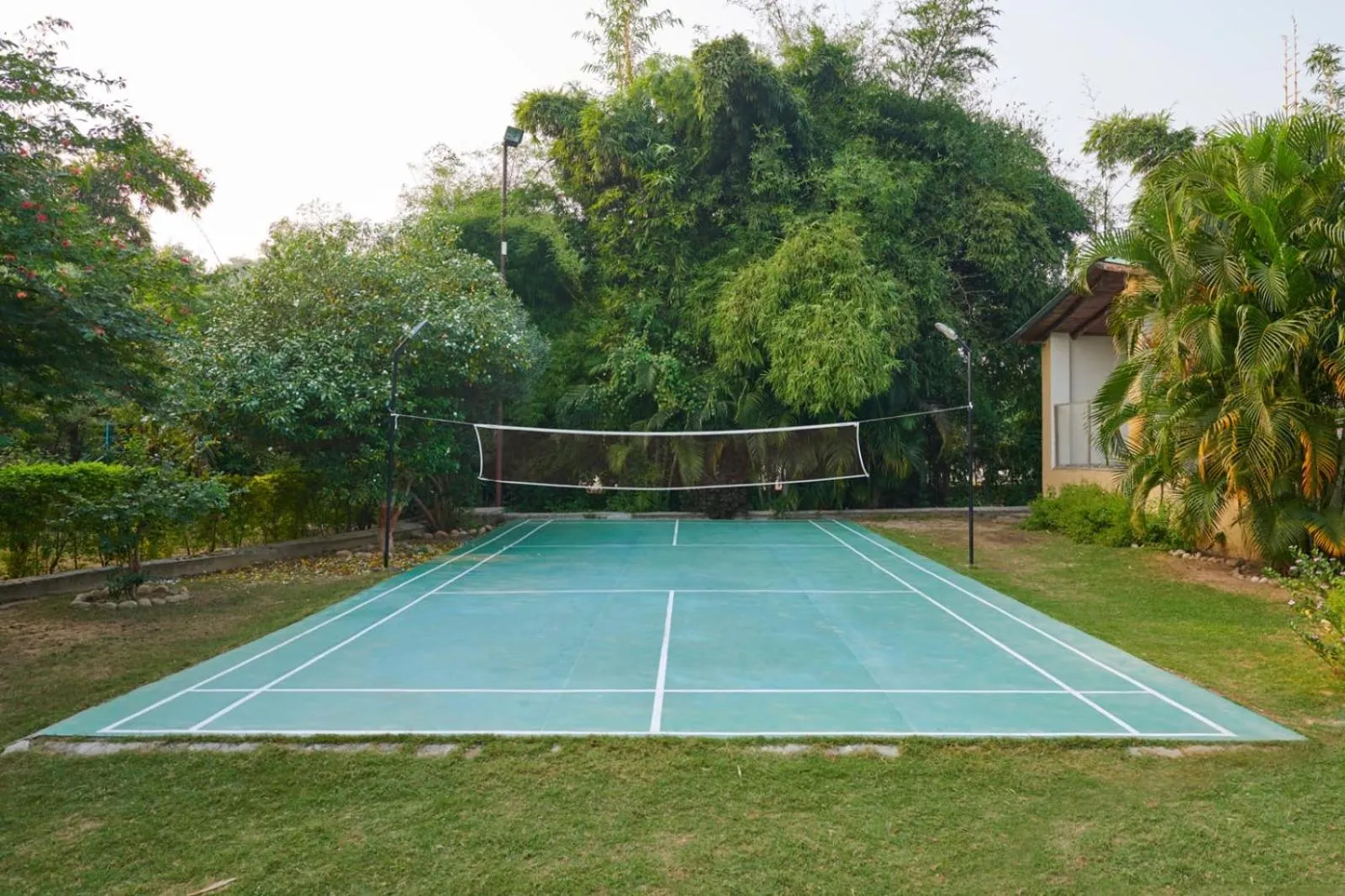 Aacorn Hideaway Resort & Spa