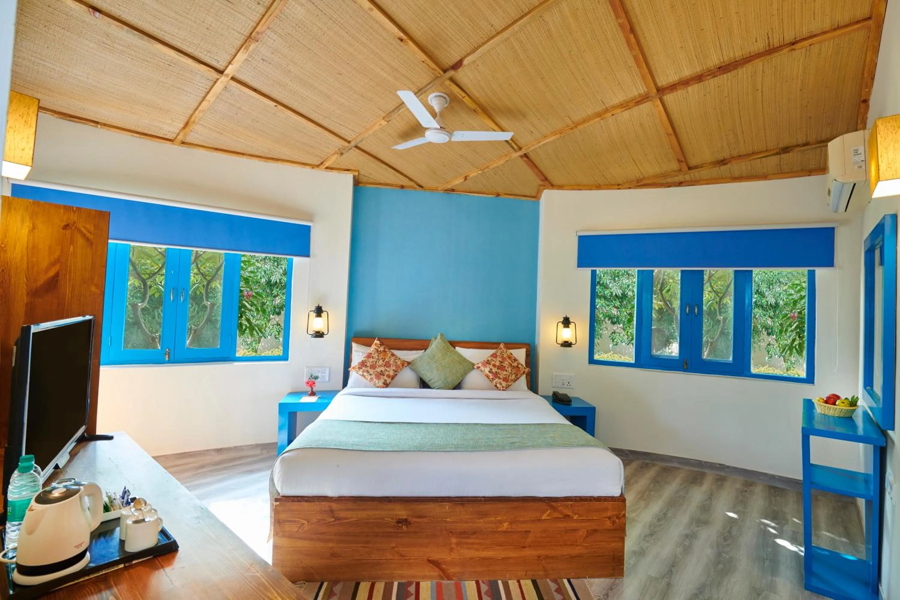Bedroom, Bed in Aacorn Hideaway Resort & Spa
