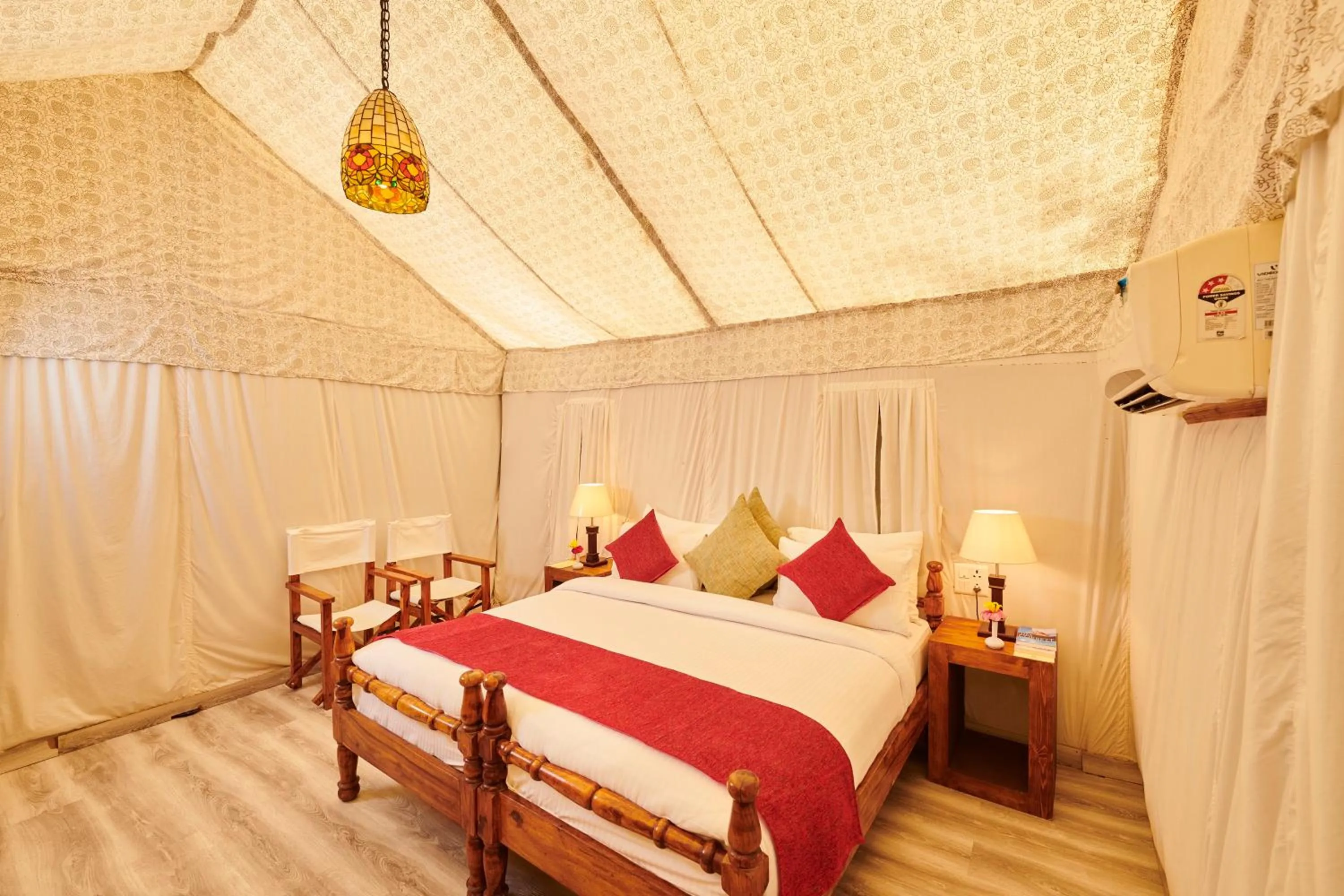 Bedroom, Bed in Aacorn Hideaway Resort & Spa