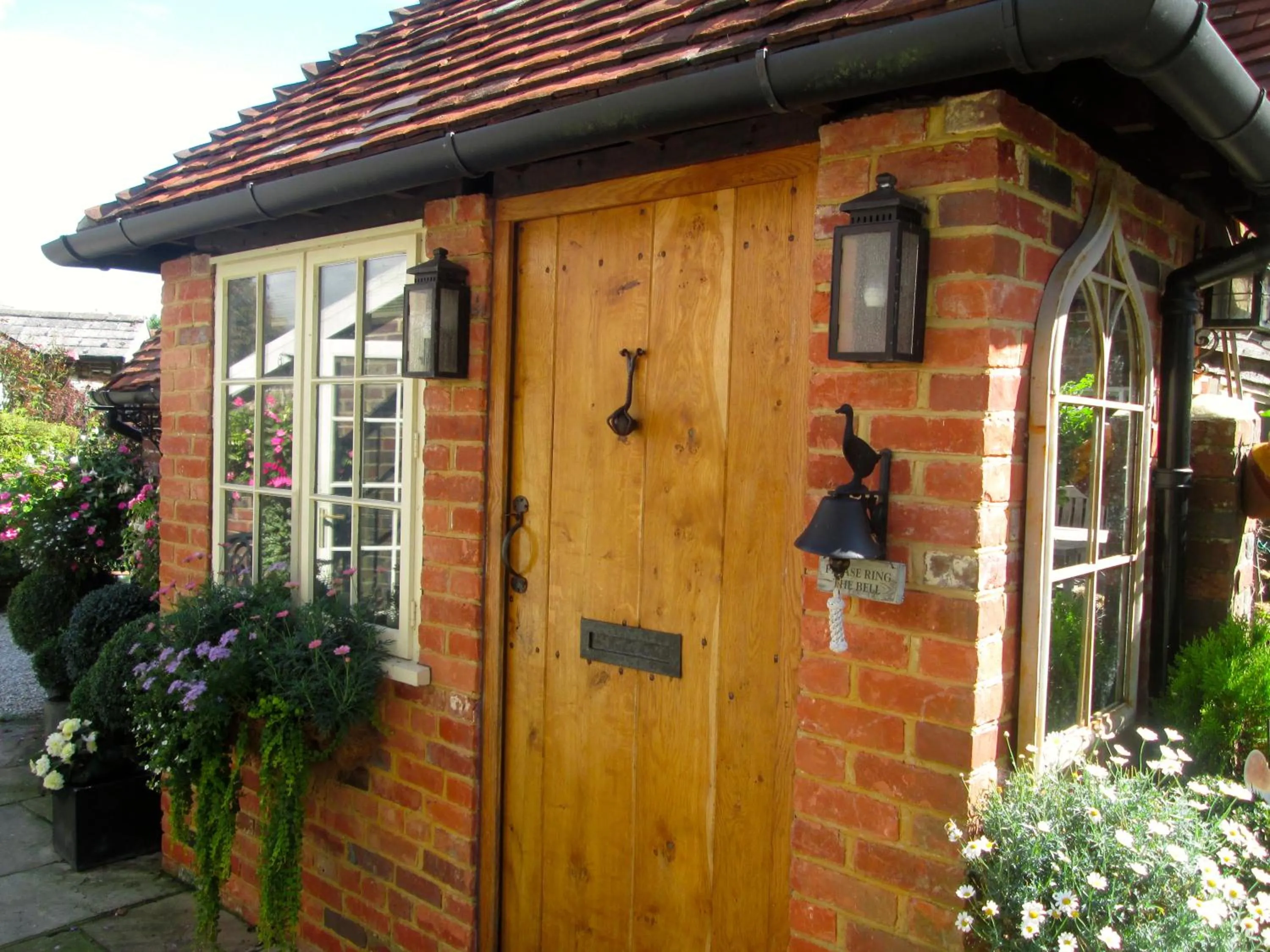 Facade/entrance in Clayton Wickham Farmhouse