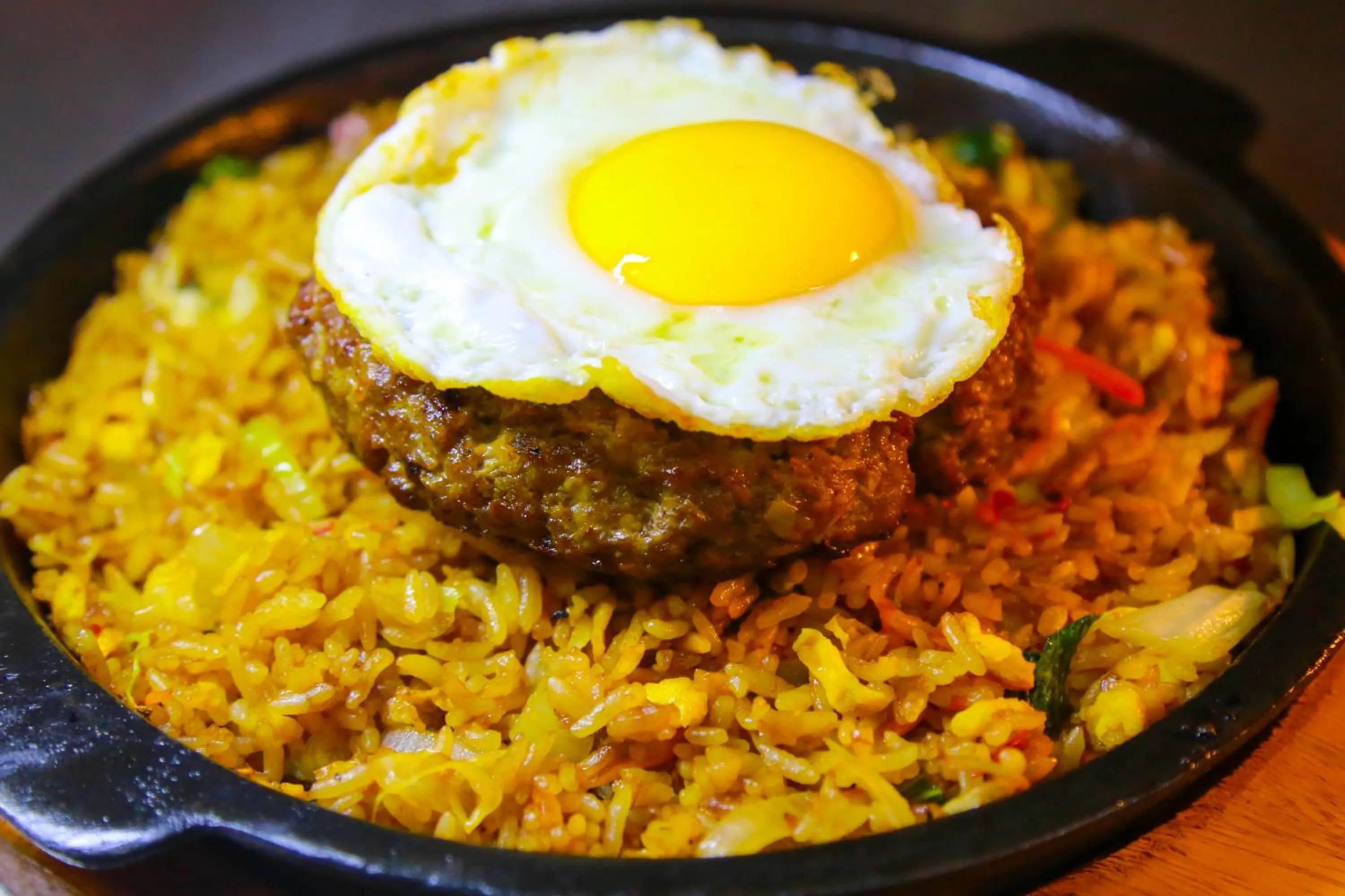 Restaurant/places to eat in Seahouse Bali Indah Beach Inn