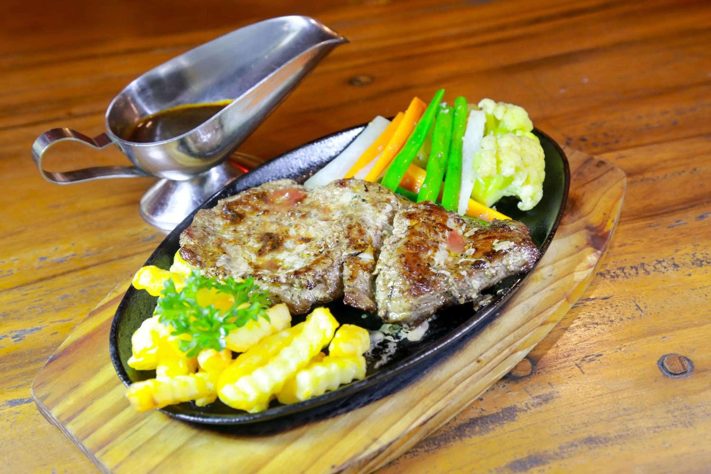 Restaurant/places to eat in Seahouse Bali Indah Beach Inn