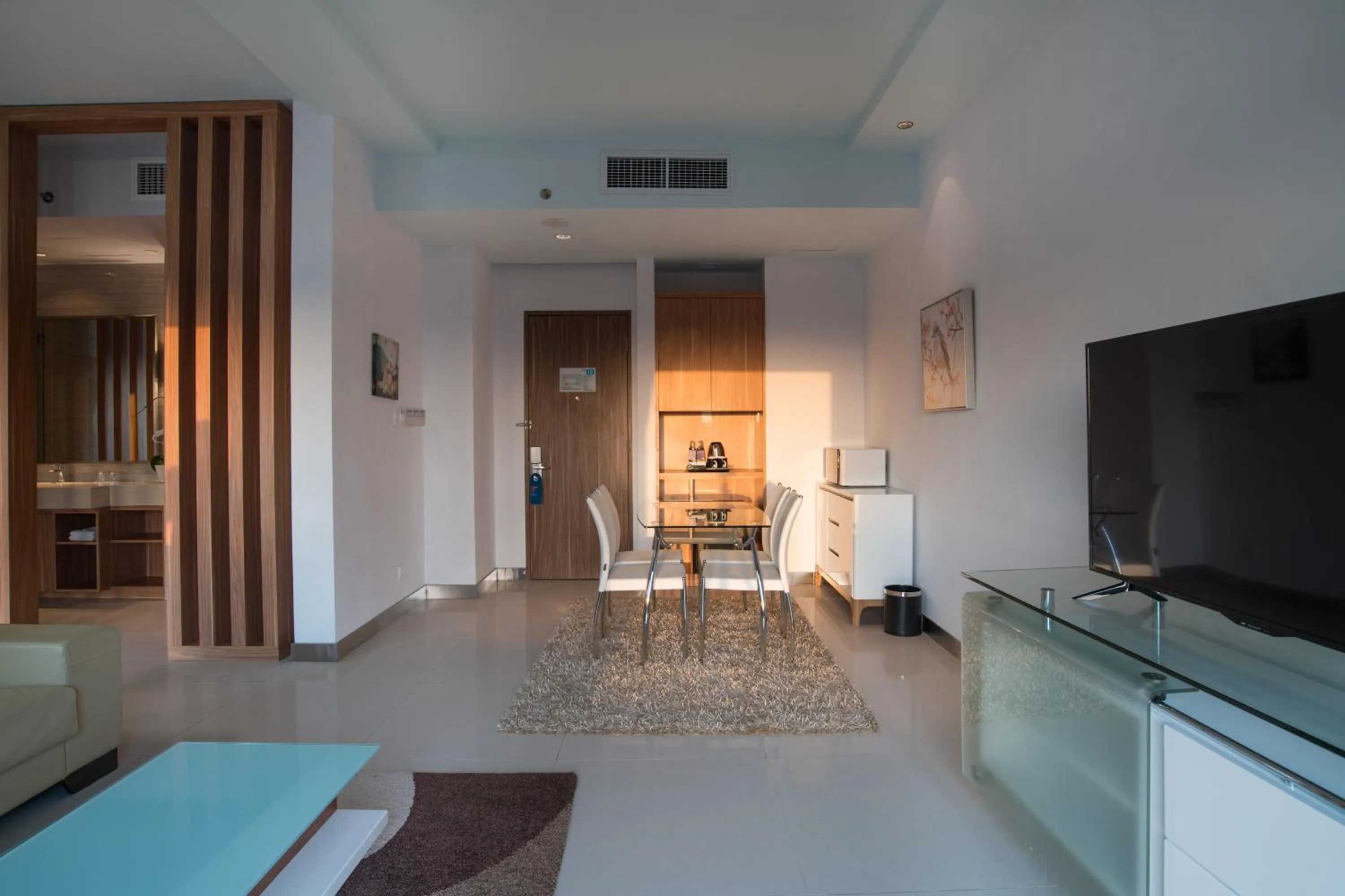 Living room in Holiday Inn Express Baruna by IHG