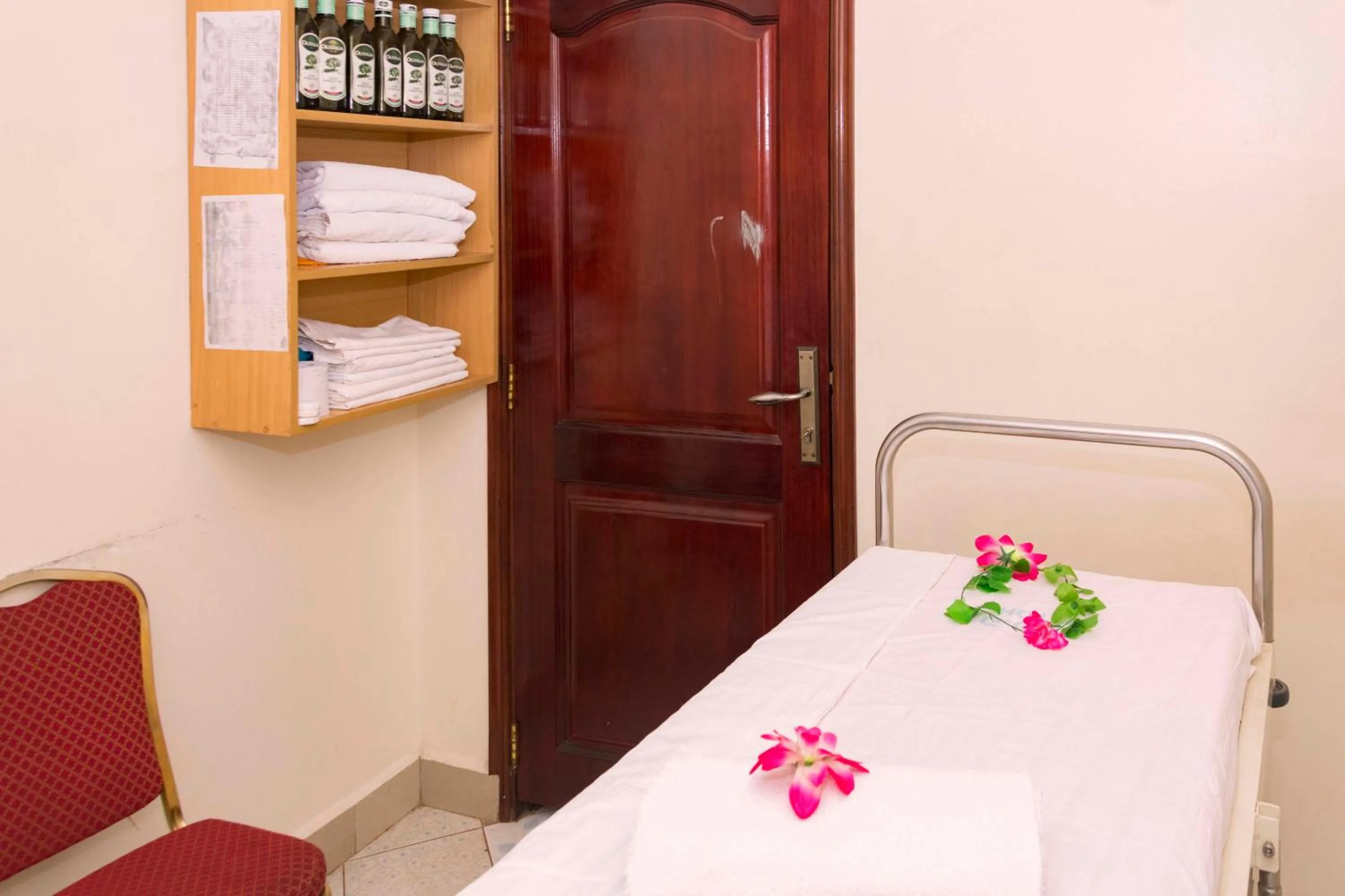 Sauna in G-One Hotel Kampala