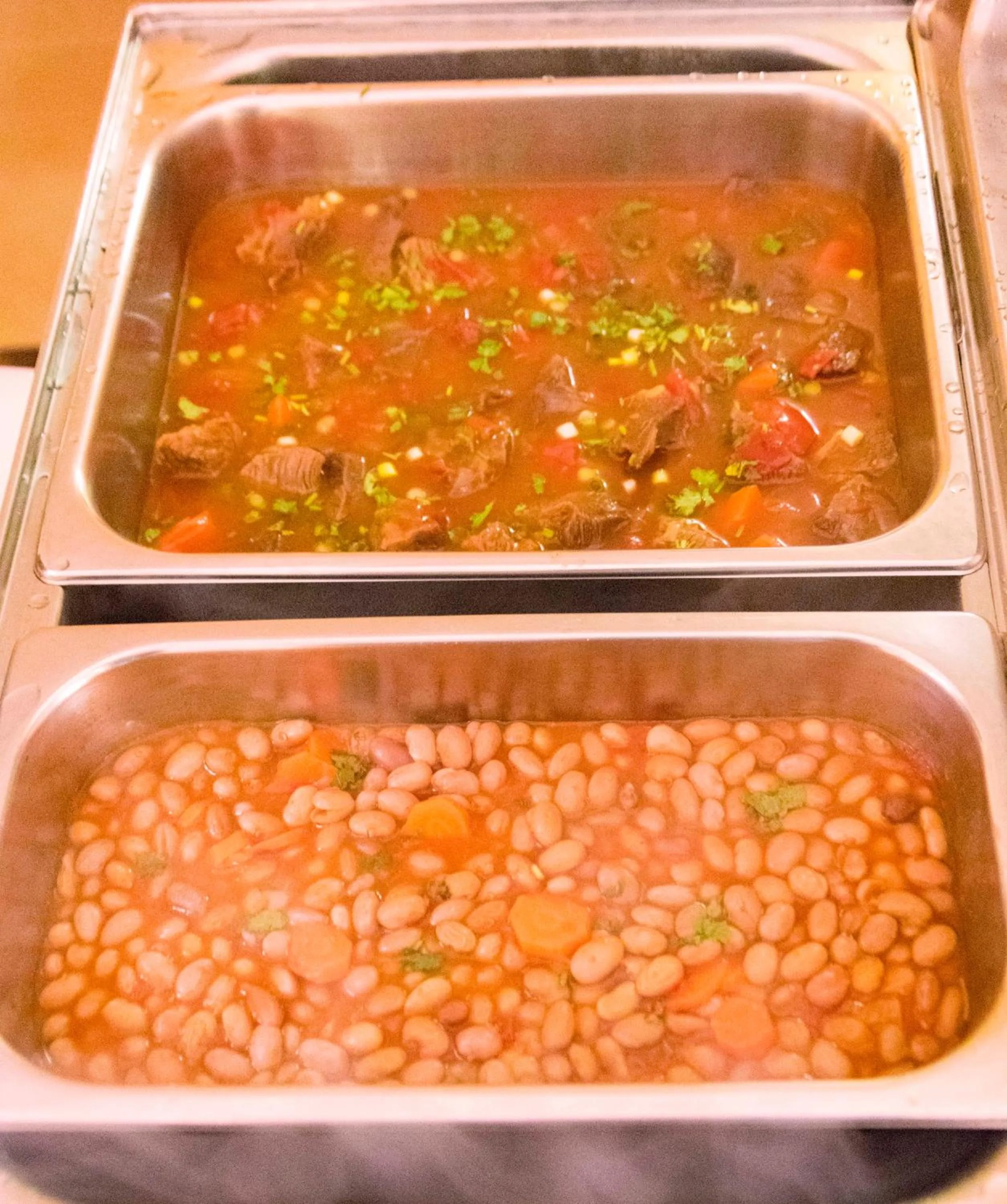 Food and drinks in G-One Hotel Kampala