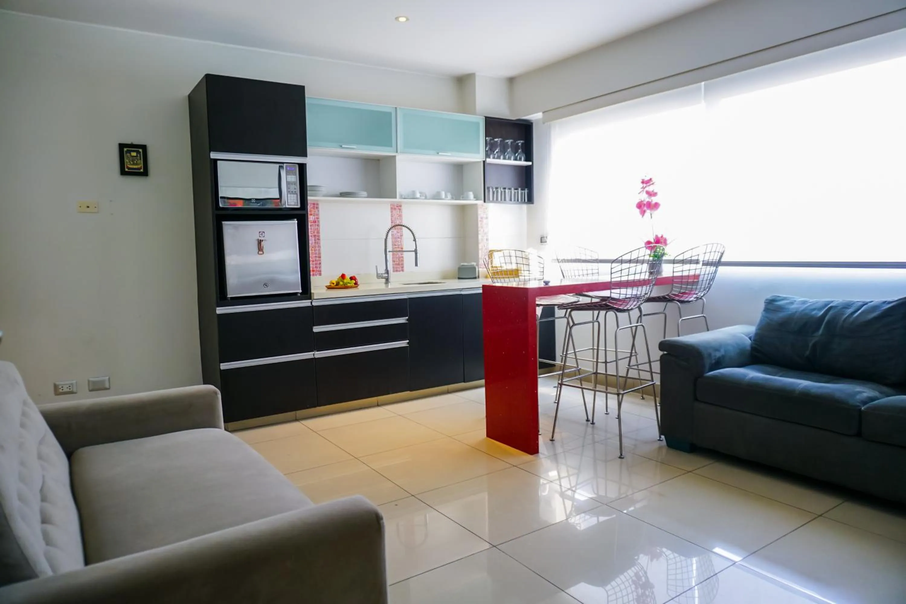 Kitchen or kitchenette in Apart Hotel Petit Palace Suites