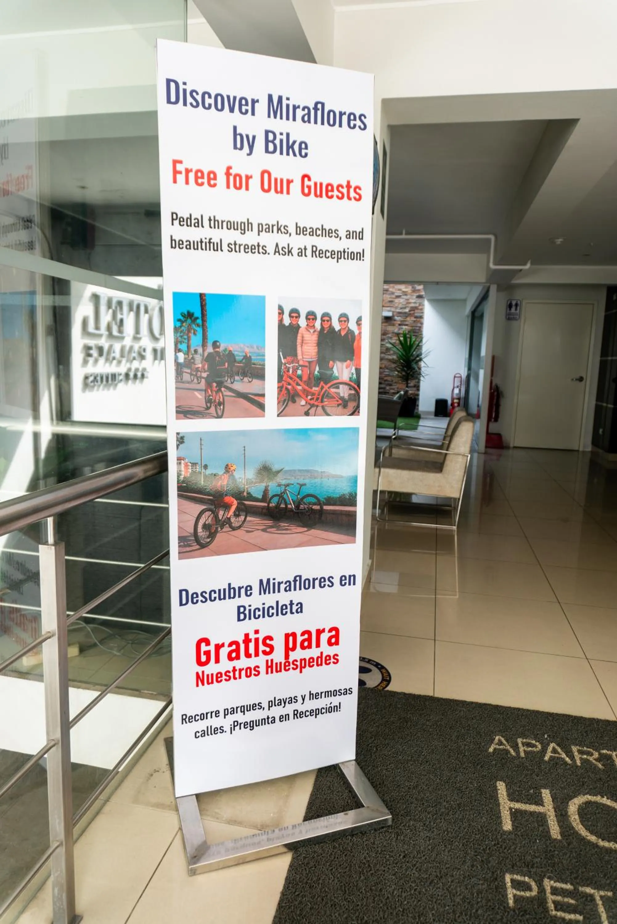 Cycling in Apart Hotel Petit Palace Suites