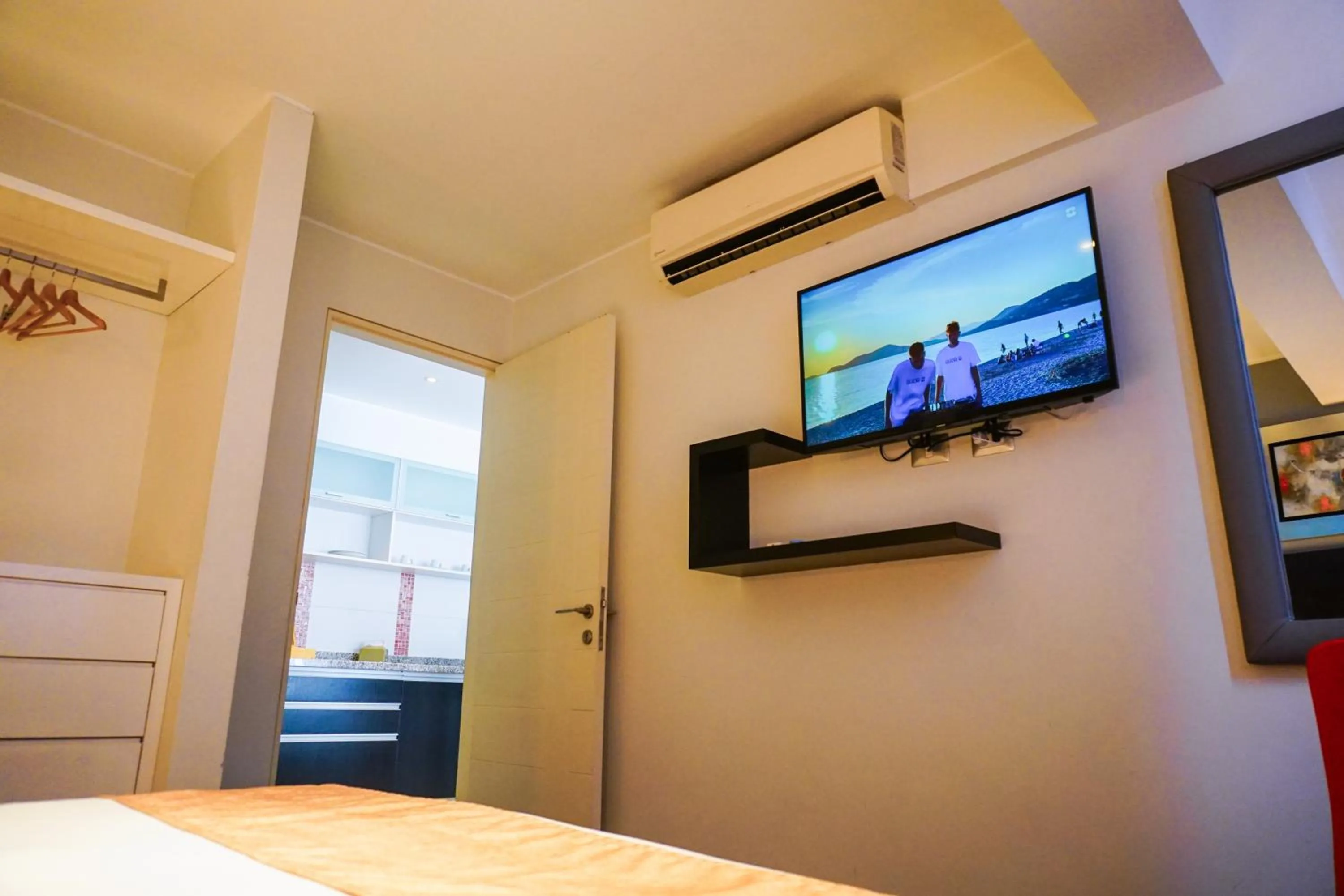 Bed in Apart Hotel Petit Palace Suites