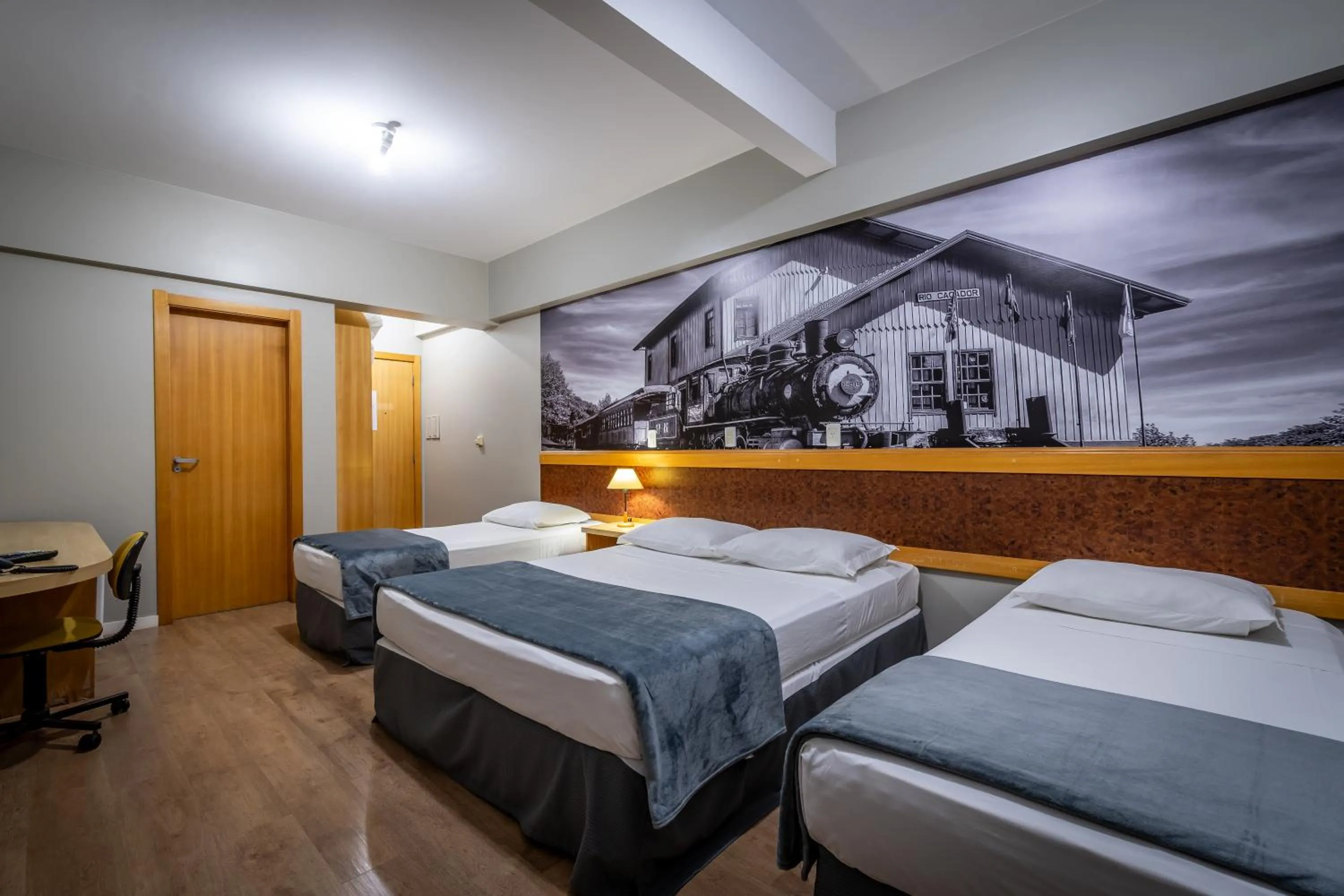 Luxury Triple Room - single occupancy in Brivali Hotel e Eventos