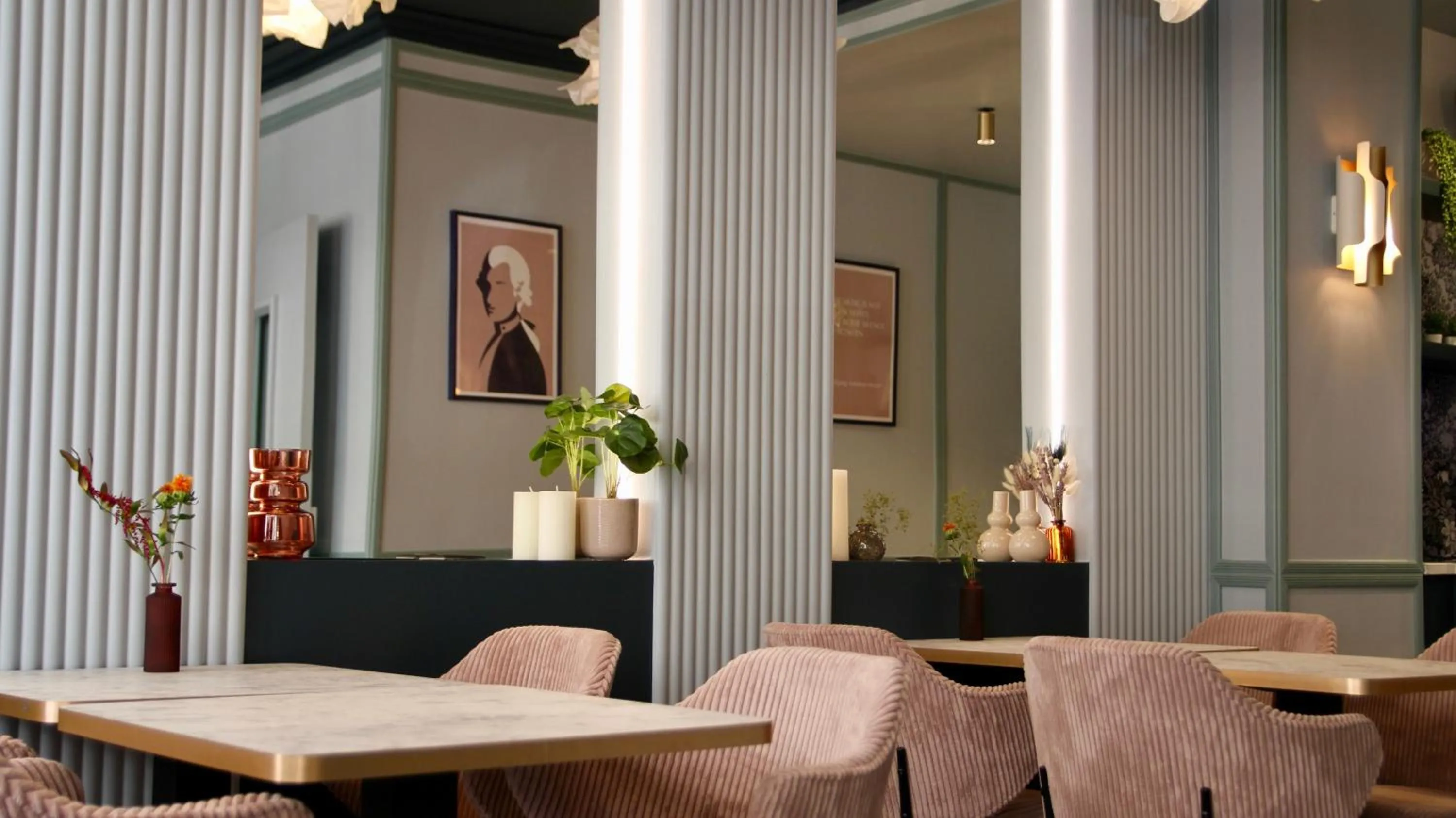 Communal lounge/ TV room in Amadeus Hotel