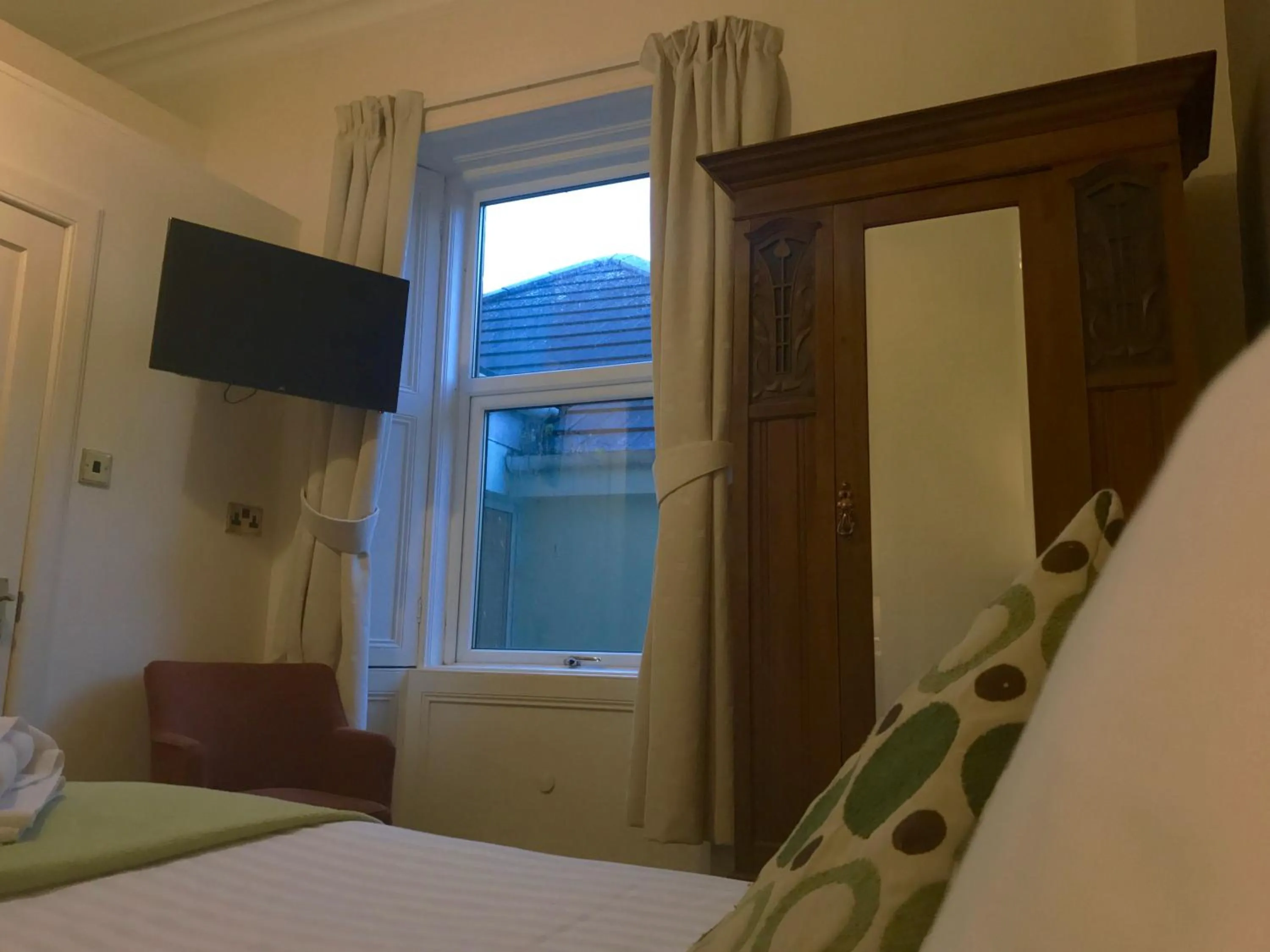 TV and multimedia, Bed in Glenlossie Guest House