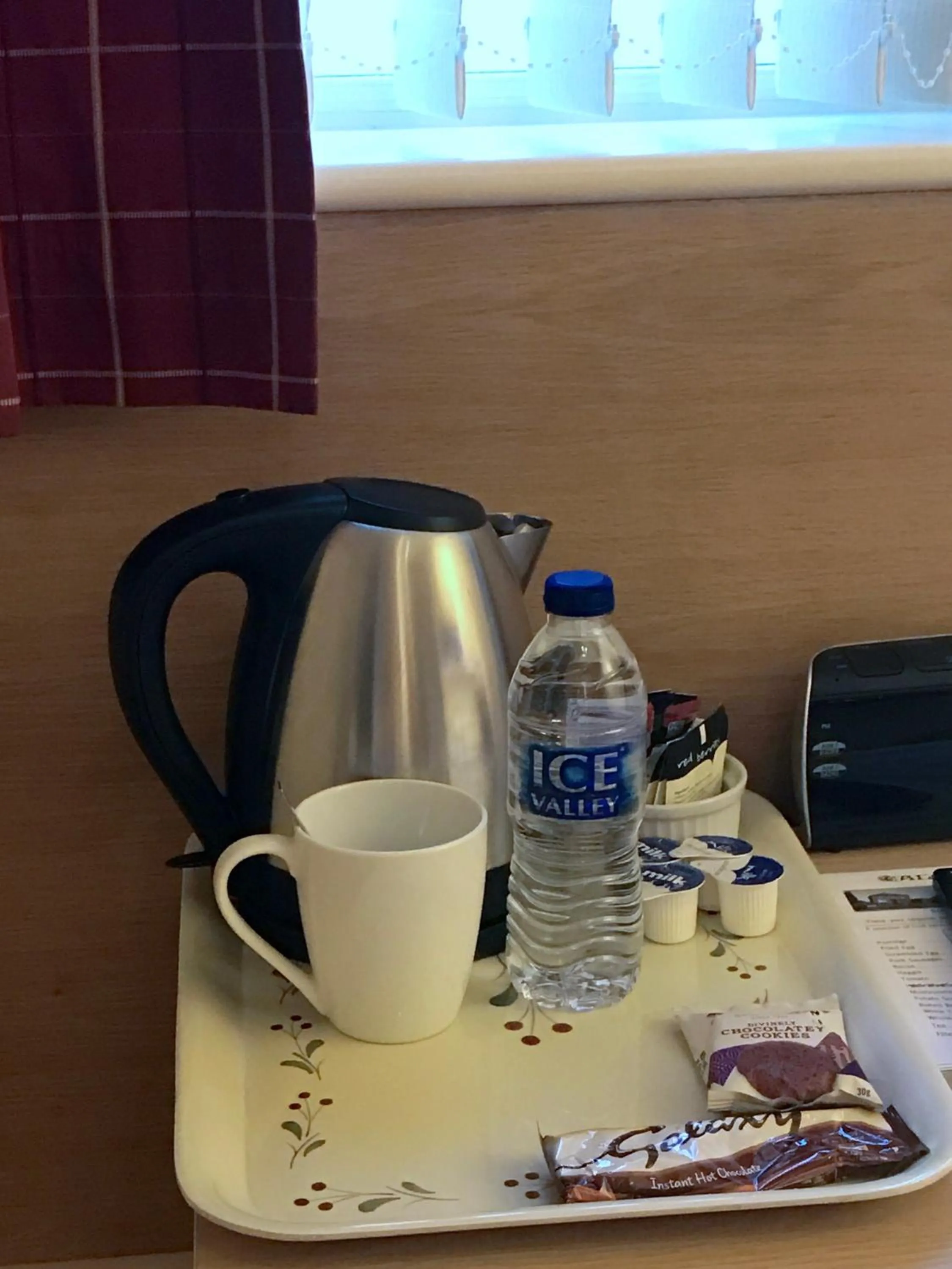Coffee/tea facilities in Glenlossie Guest House