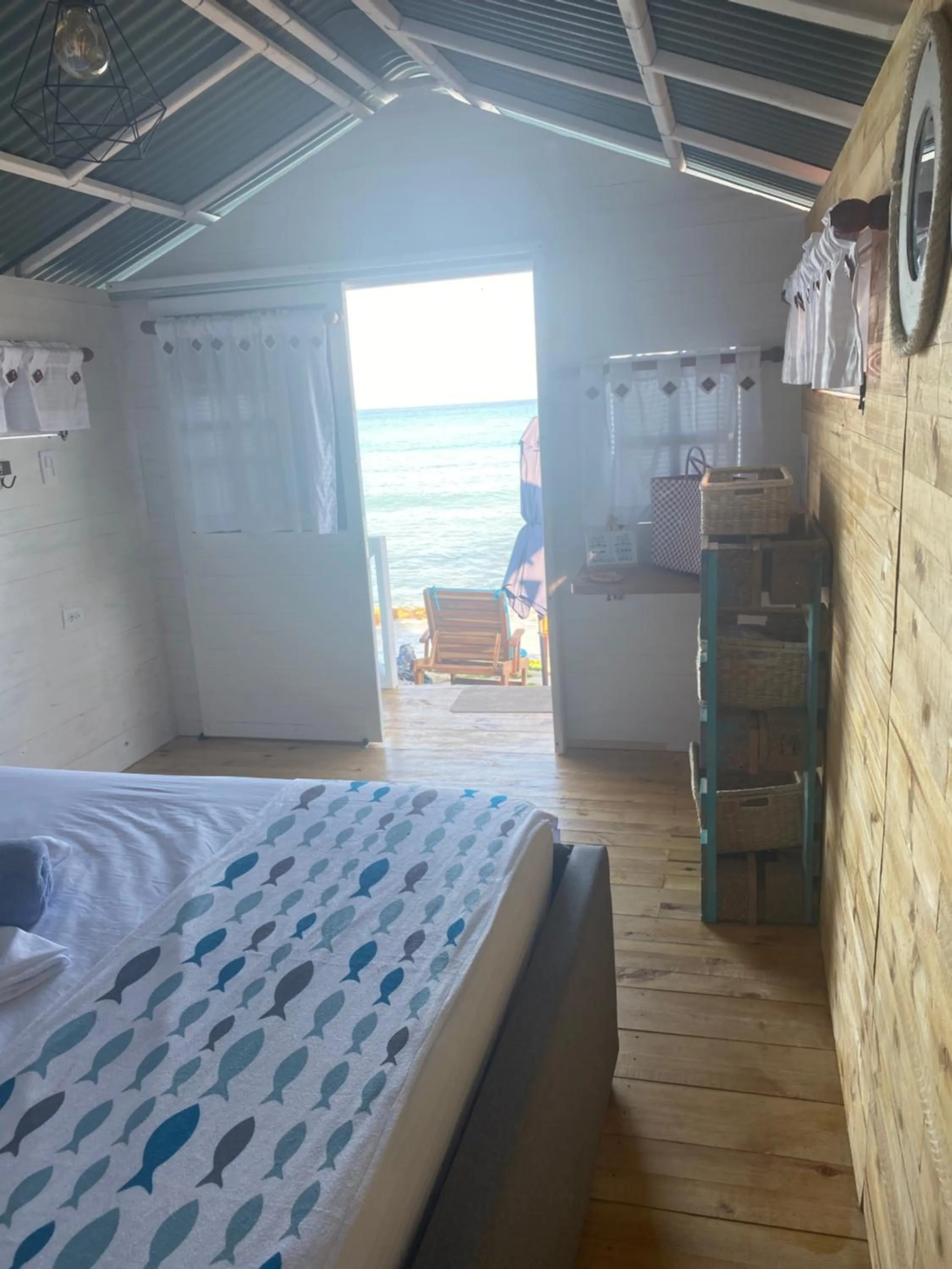 Photo of the whole room, Bed in Pura Vida Baru - La Casa del Cholo